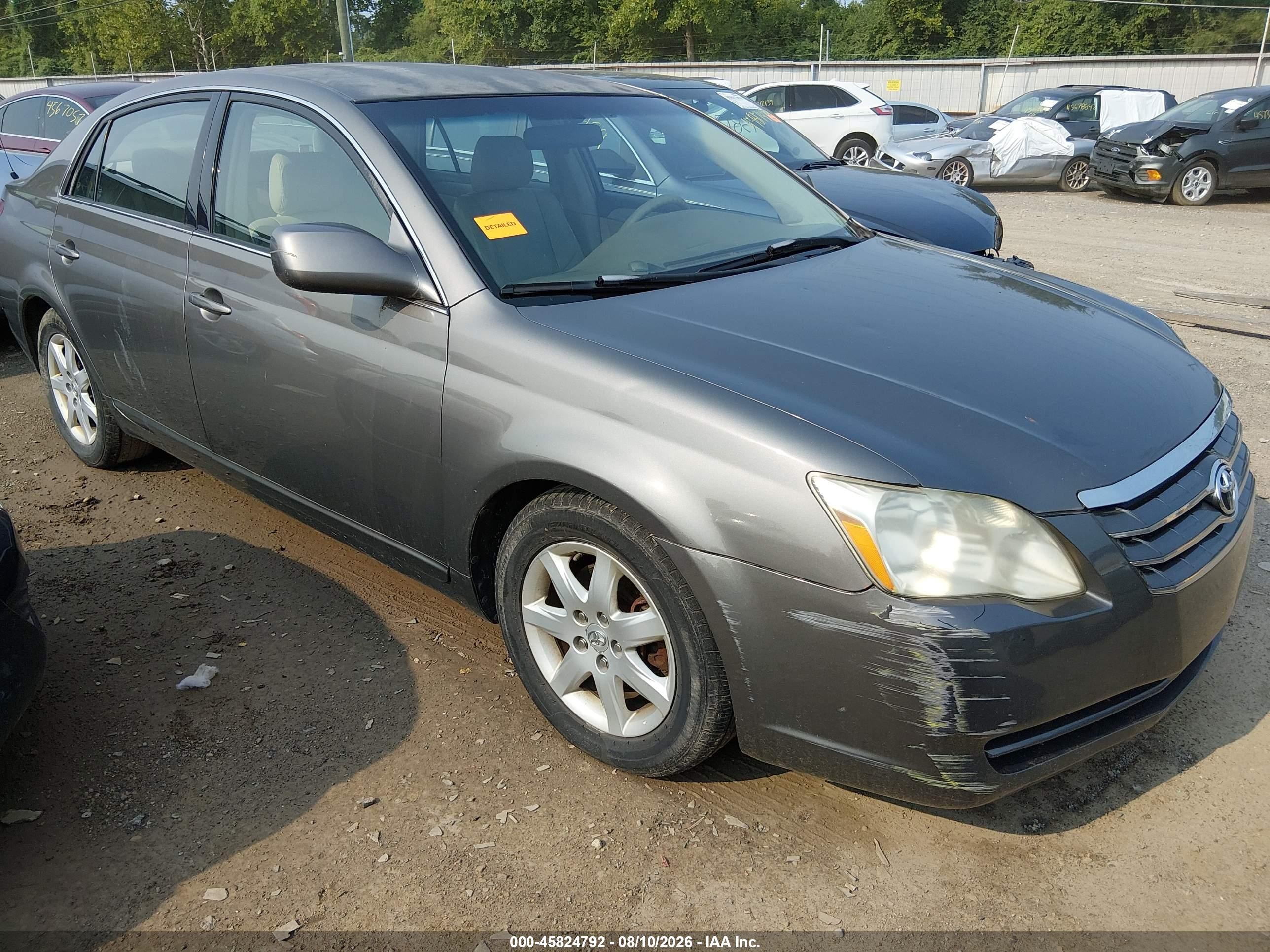2007 Toyota Avalon XL, VIN 4T1BK36B07U169351 — Normal wear