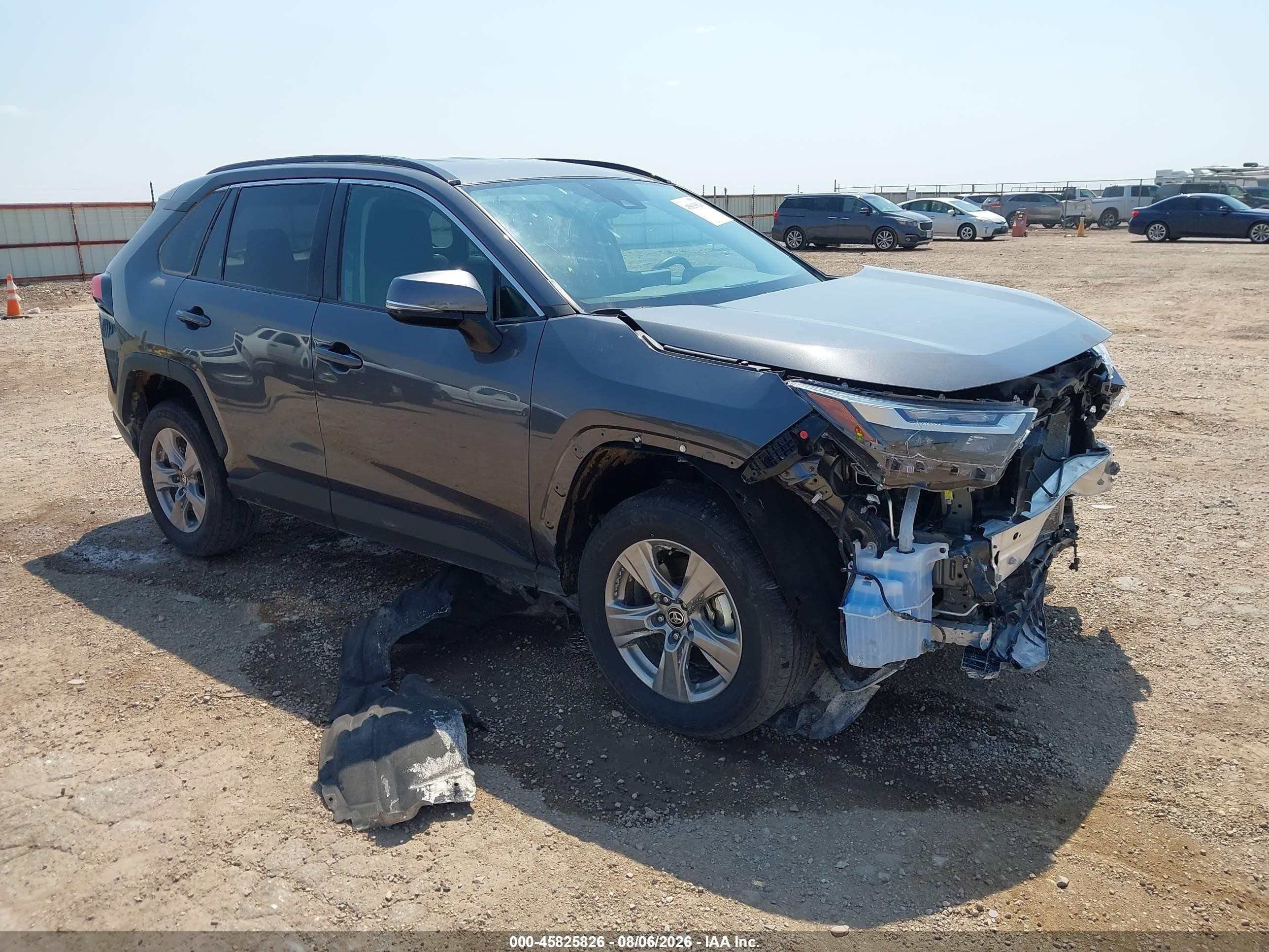 2025 Toyota RAV4 XLE, VIN 2T3W1RFV2SW400087 — Front end