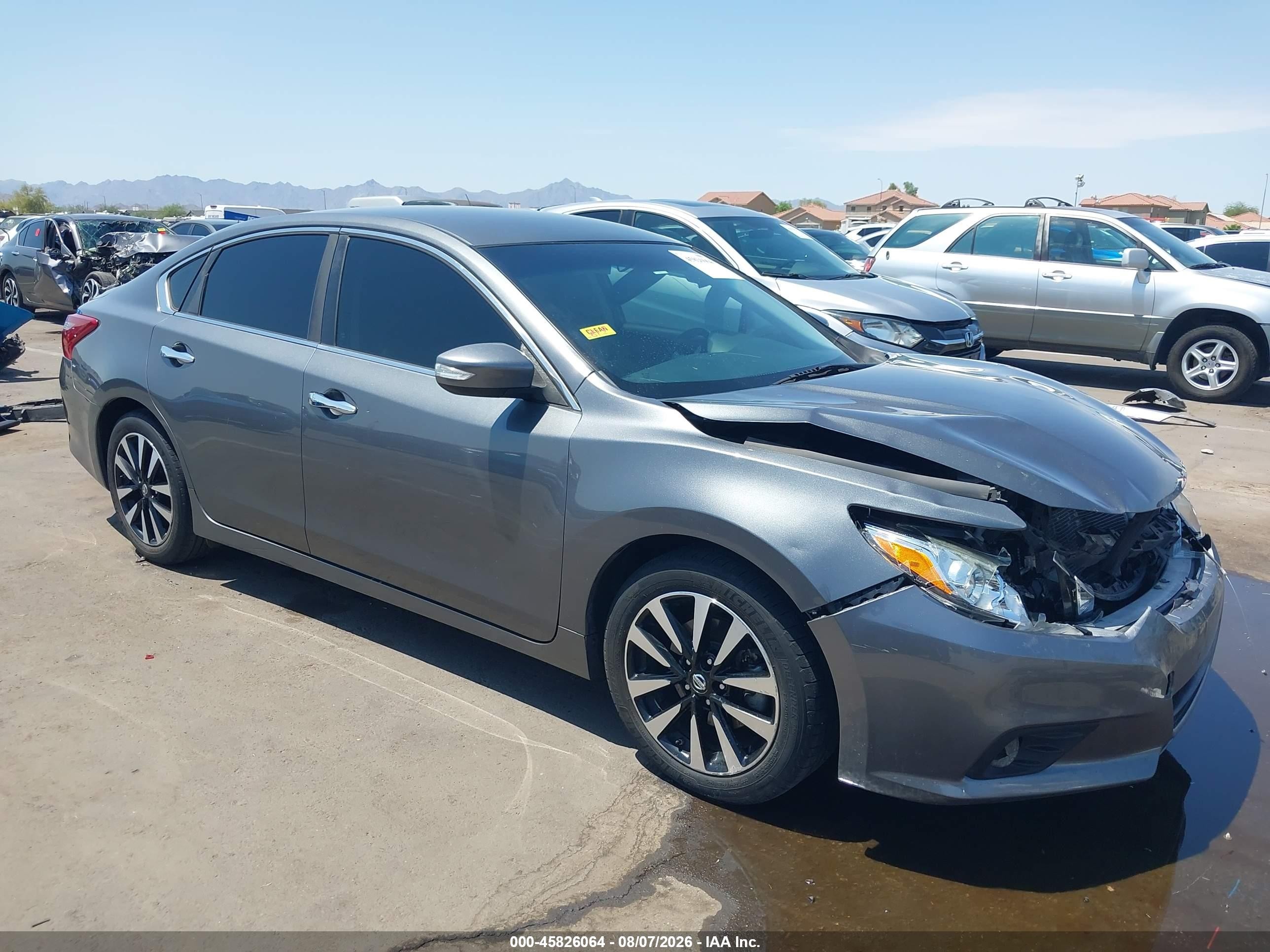 2018 Nissan Altima SV, VIN 1N4AL3AP6JC189073 — Front end