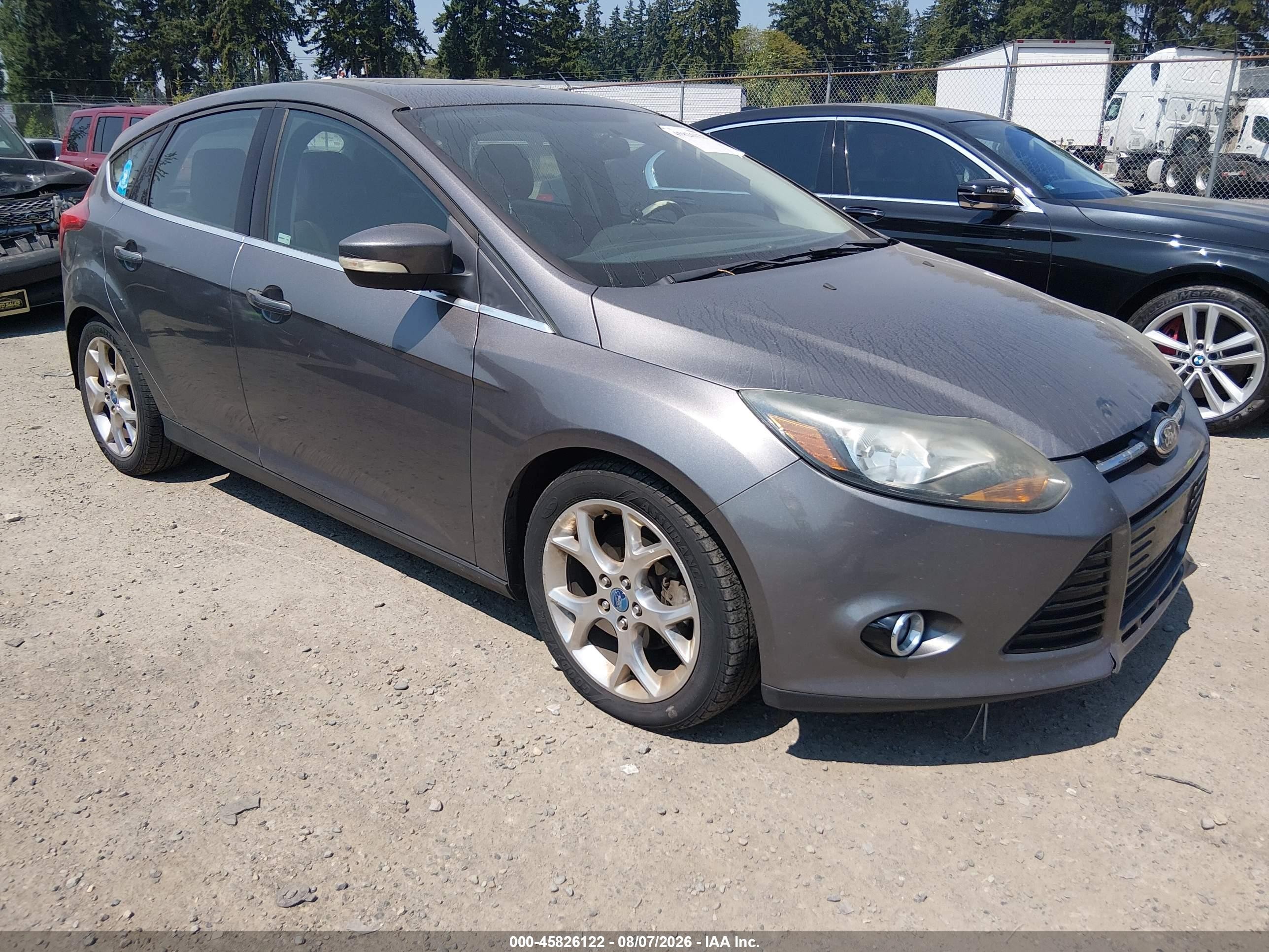 2013 Ford Focus Titanium, VIN 1FADP3N25DL112490 — Обычный износ