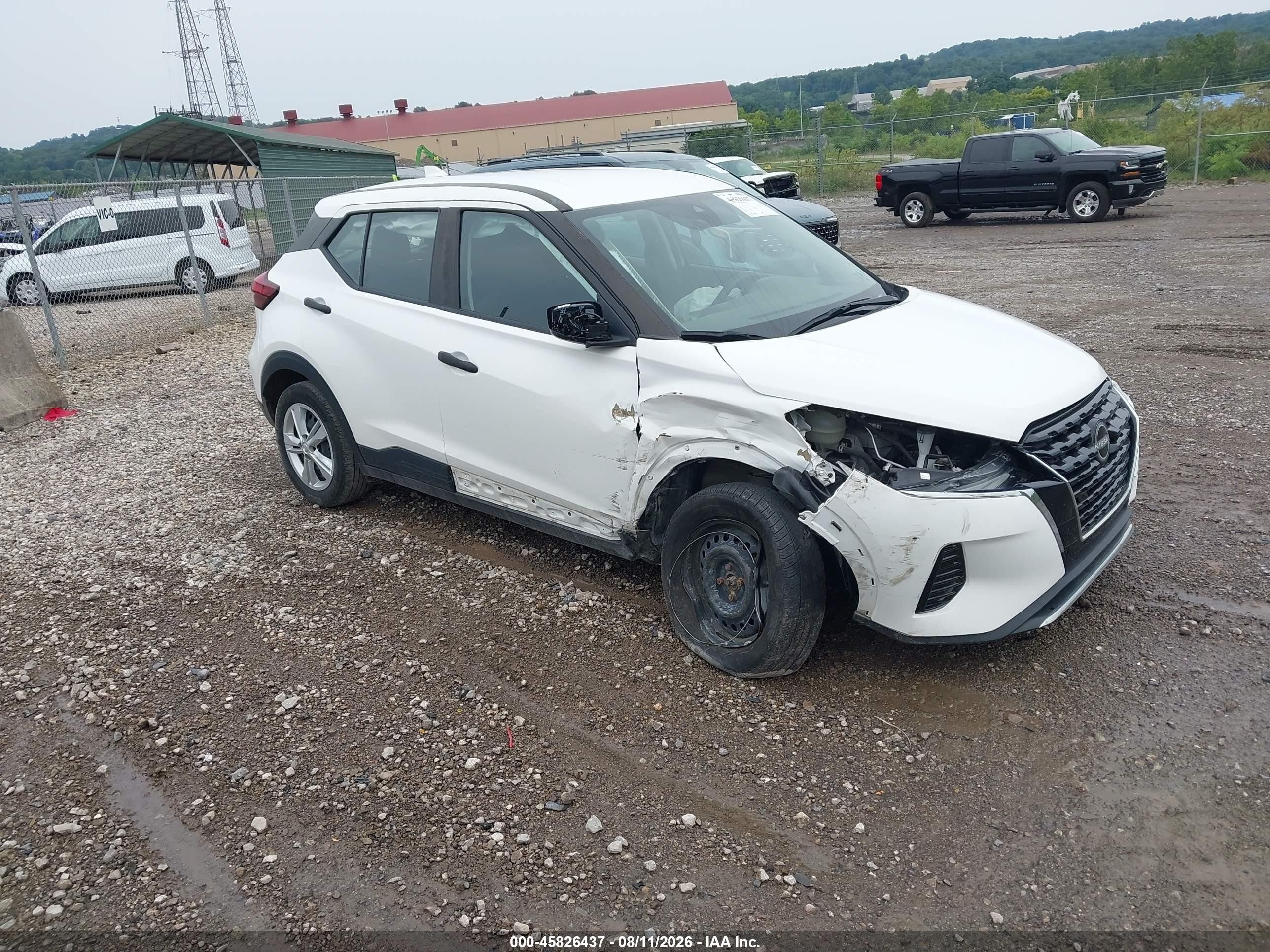 2024 Nissan Kicks S, VIN 3N1CP5BV2RL534036 — Front end