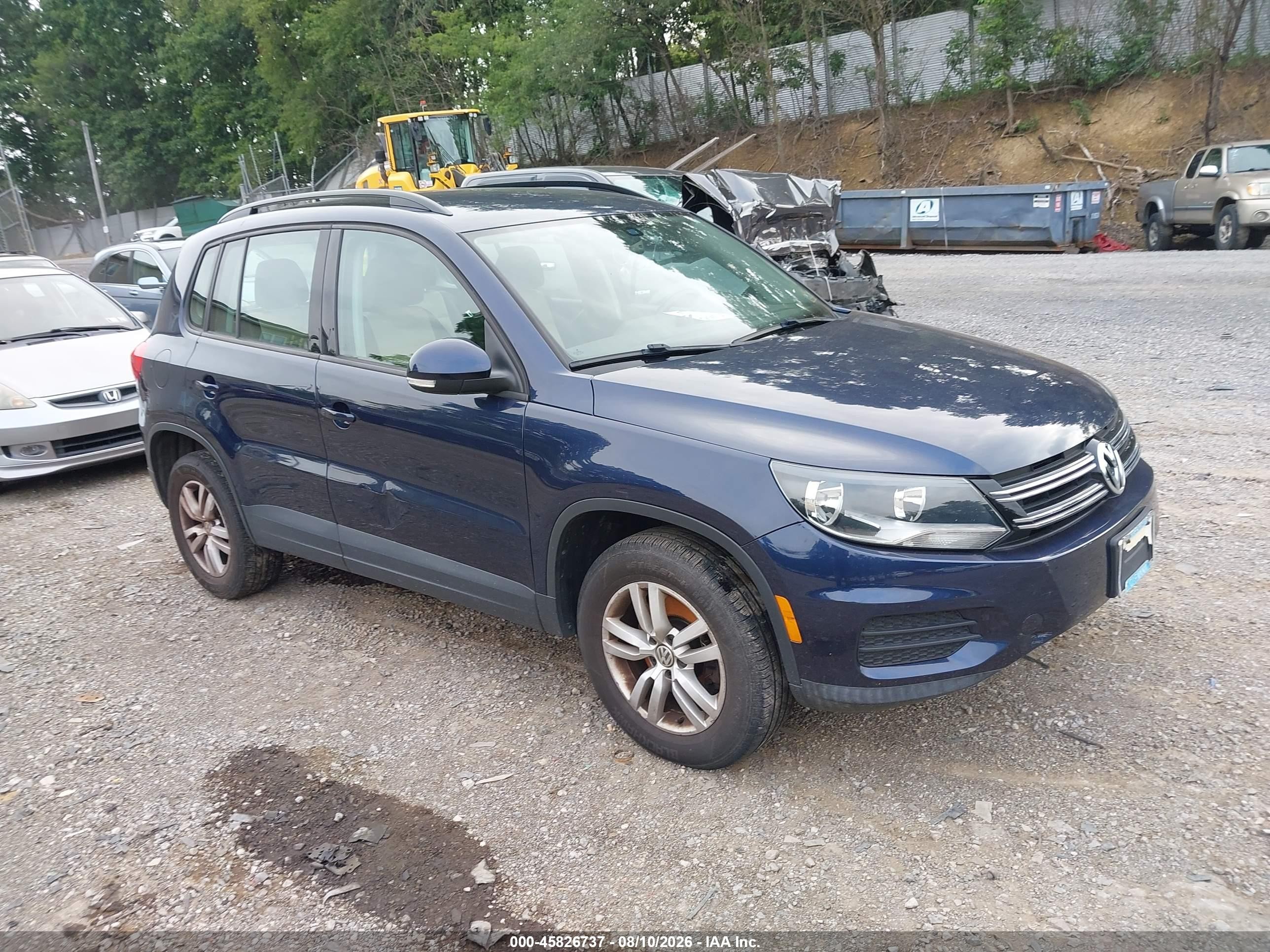 2016 Volkswagen Tiguan SEL, VIN WVGBV7AX1GW588928 — Обычный износ