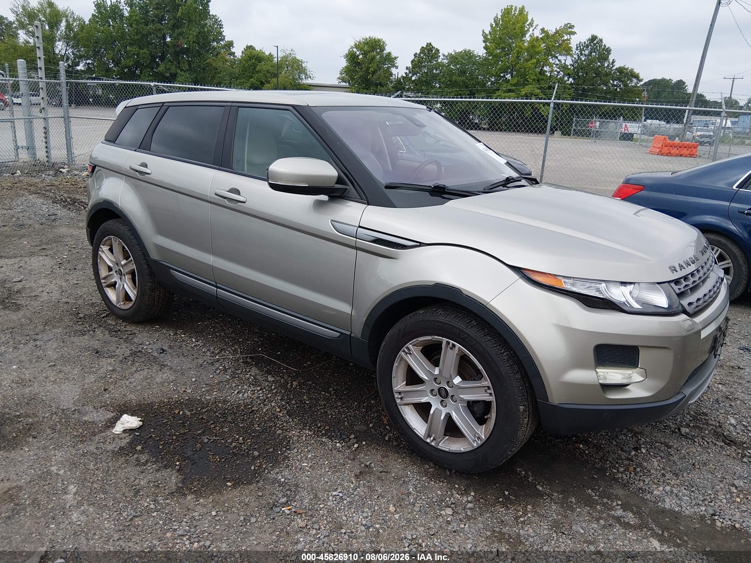 2013 Land Rover Range Rover Evoque Pure Plus, VIN SALVP2BG3DH841348 — Normal wear