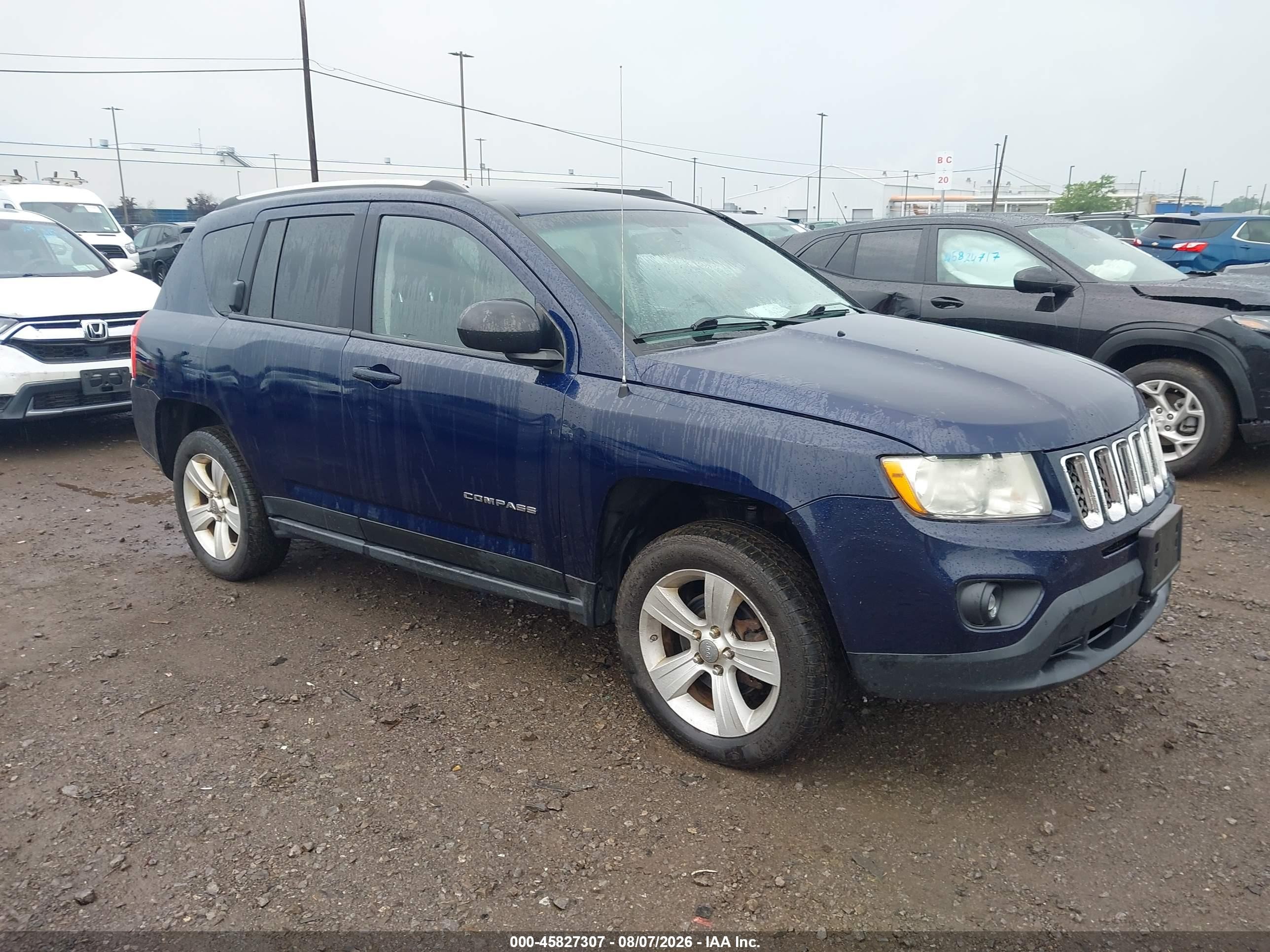 2012 Jeep Compass Latitude, VIN 1C4NJDEB9CD588191 — Front end
