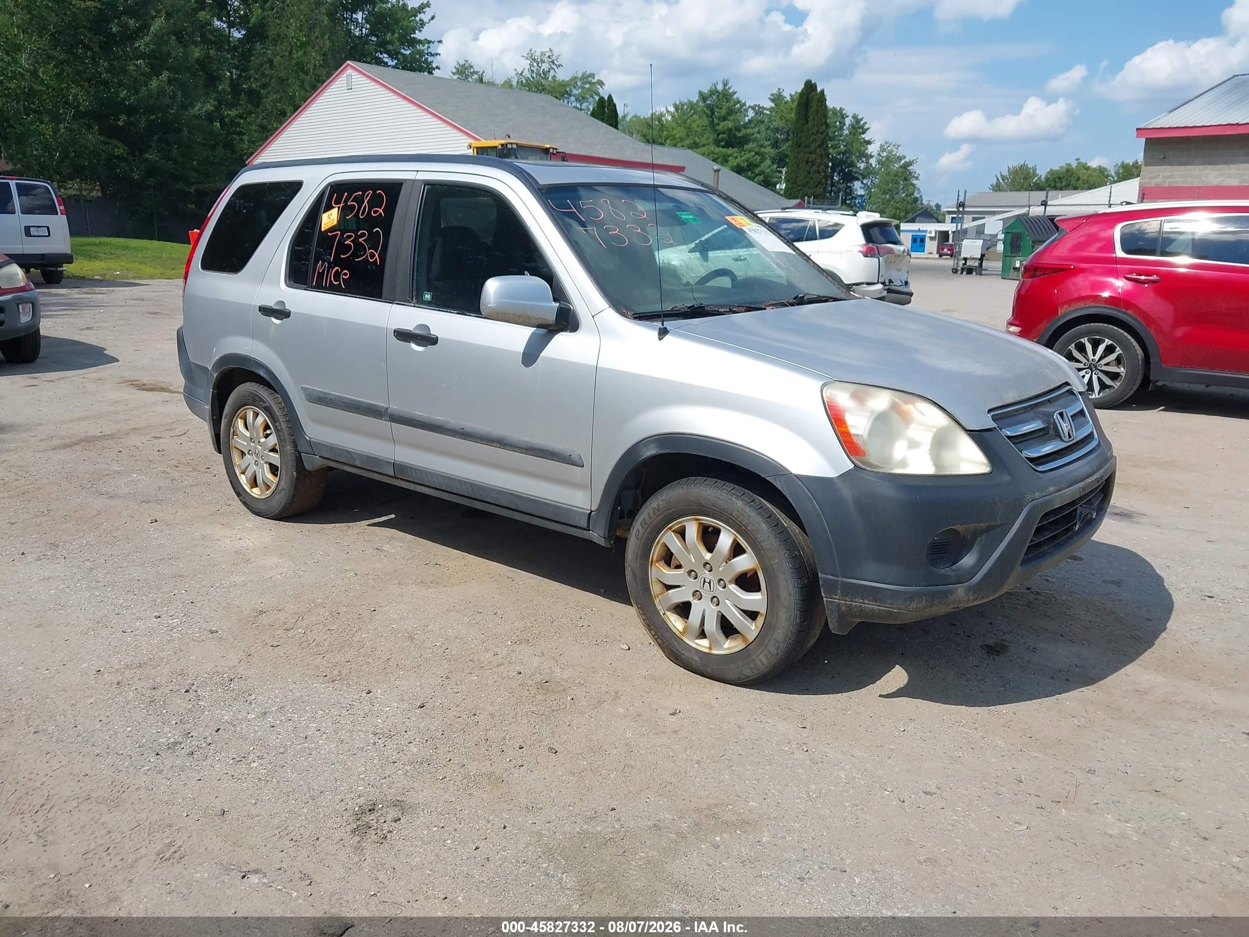 2005 Honda CR-V EX, VIN SHSRD78815U341732 — Normal wear