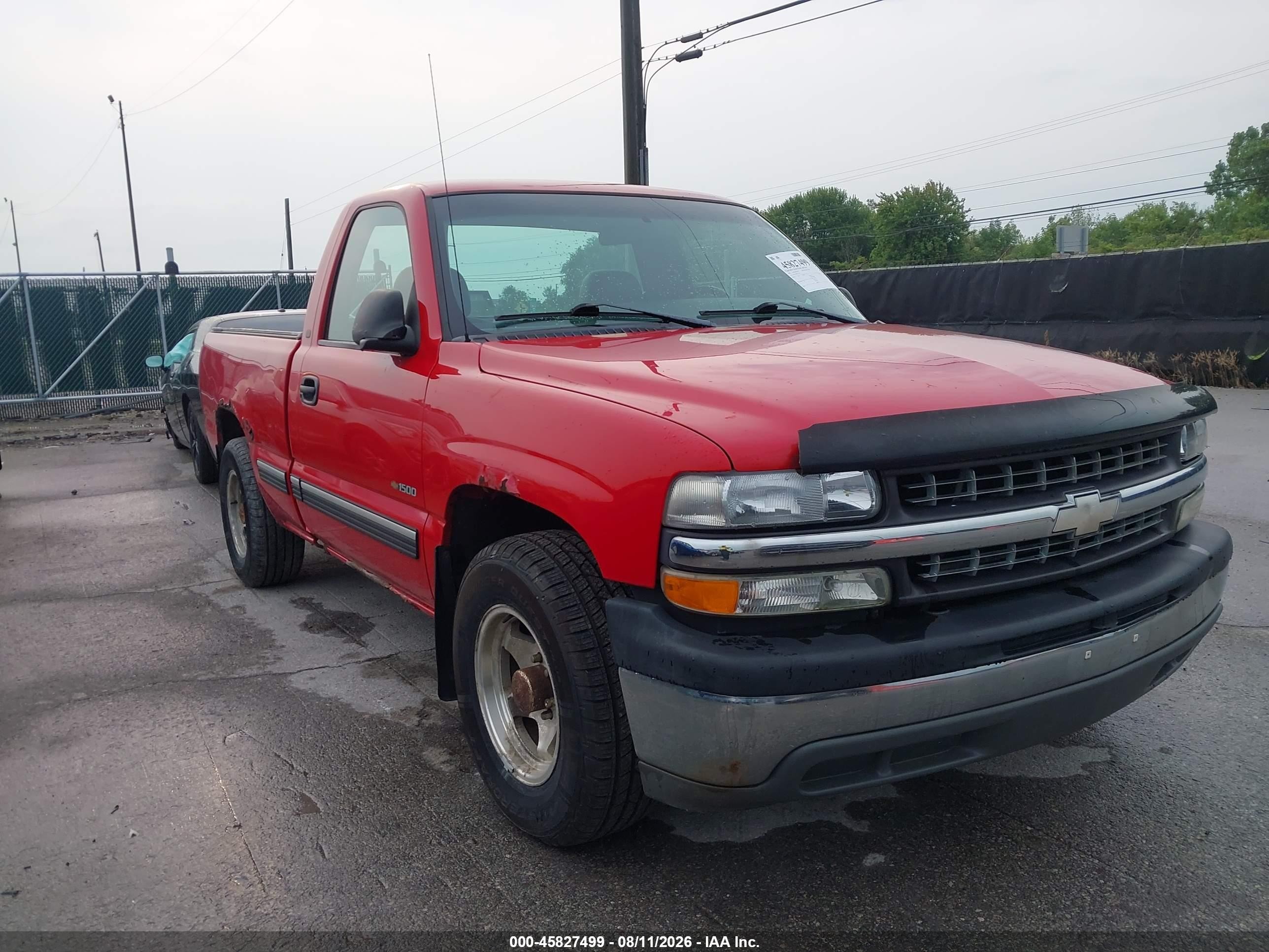 2002 Chevrolet Silverado 1500, VIN 1GCEC14W32Z233077 — Зад