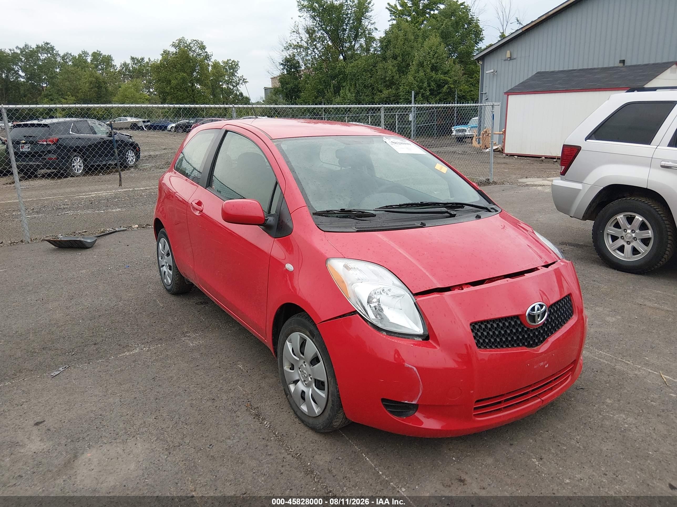 2007 Toyota Yaris, VIN JTDJT923375131590 — Перед