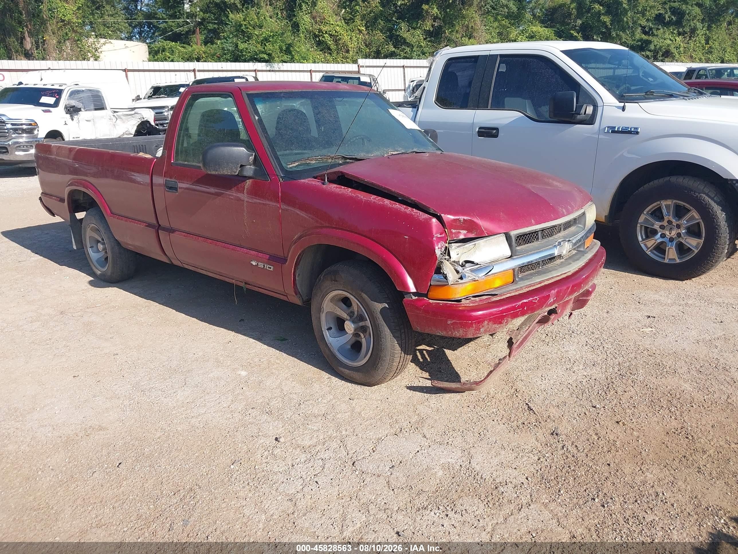1999 Chevrolet S-10 LS, VIN 1GCCS14X7XK146057 — Normal wear