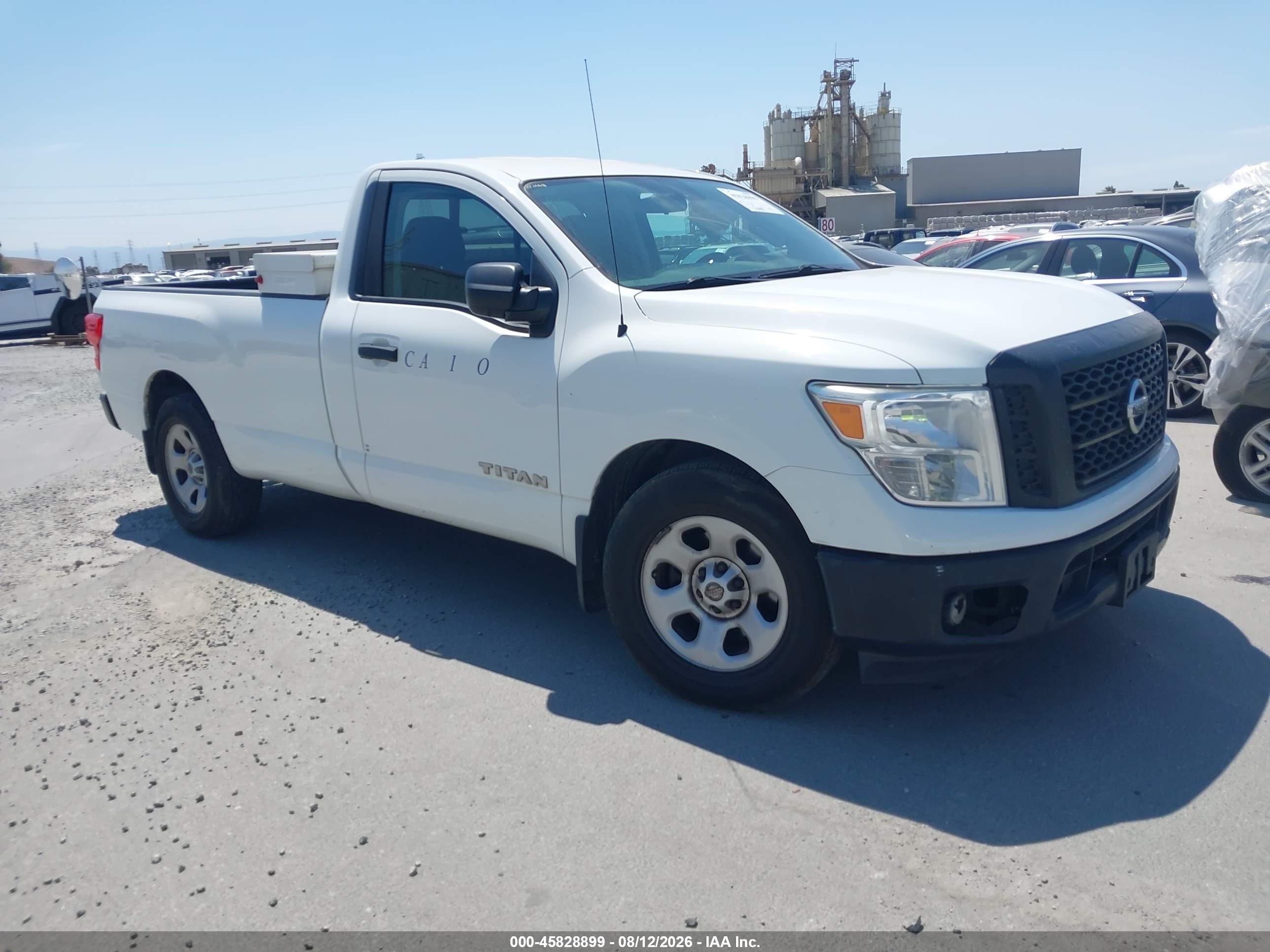 2017 Nissan Titan SV, VIN 1N6AA1R75HN557117 — Normal wear