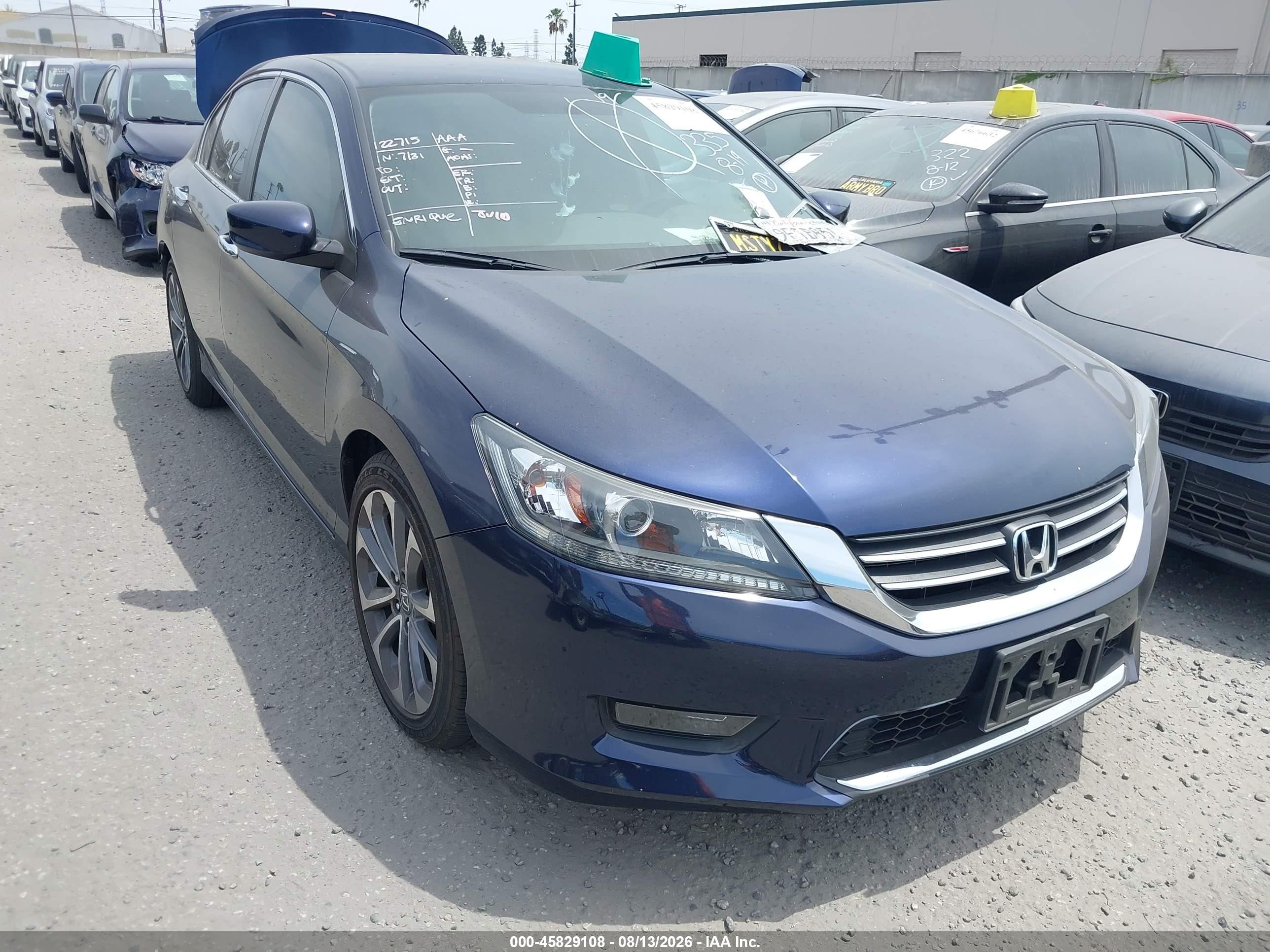 2015 Honda Accord Sport, VIN 1HGCR2F50FA251073 — Rear end