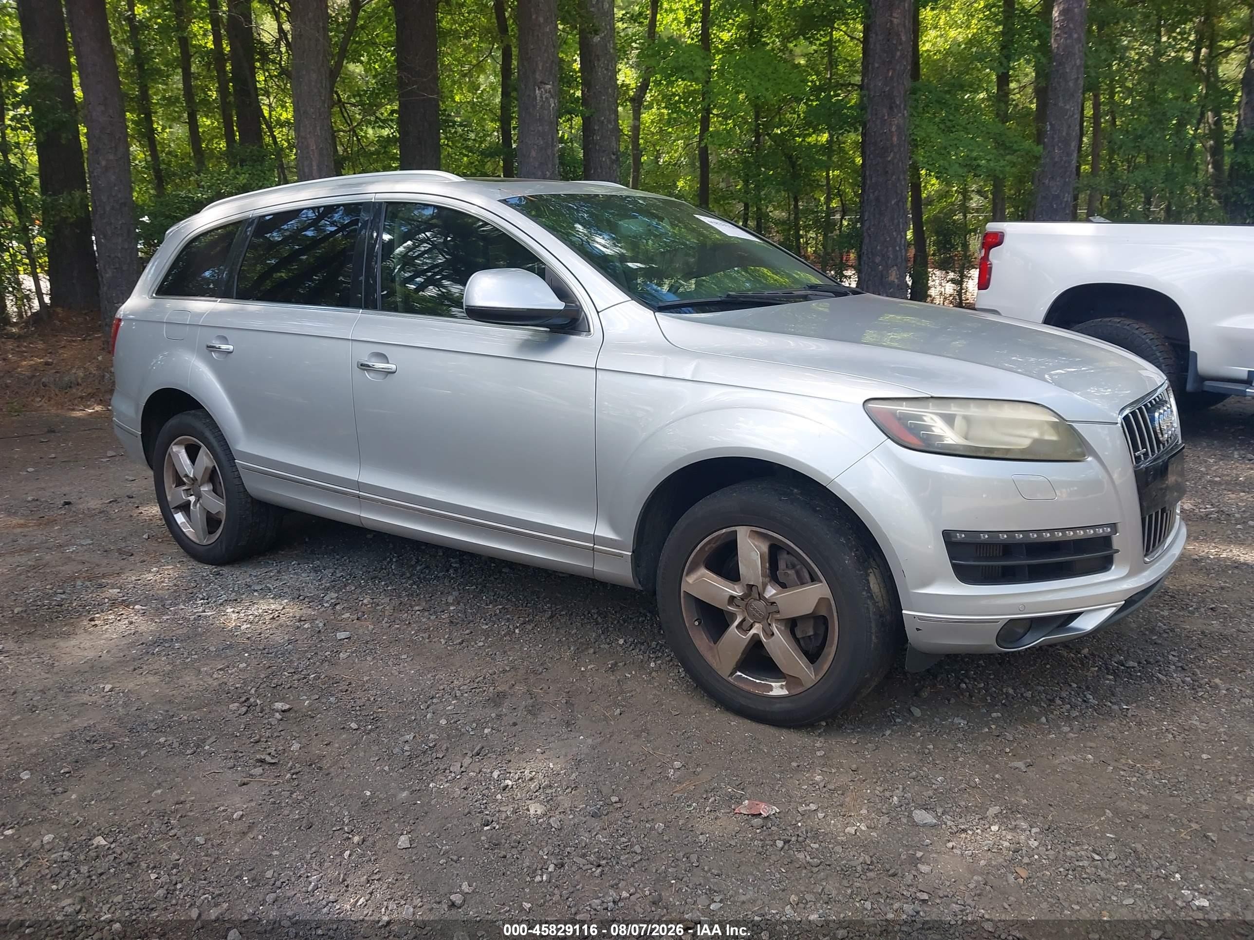 2012 Audi Q7 Premium Plus, VIN WA1LMAFE2CD009459 — Normal wear