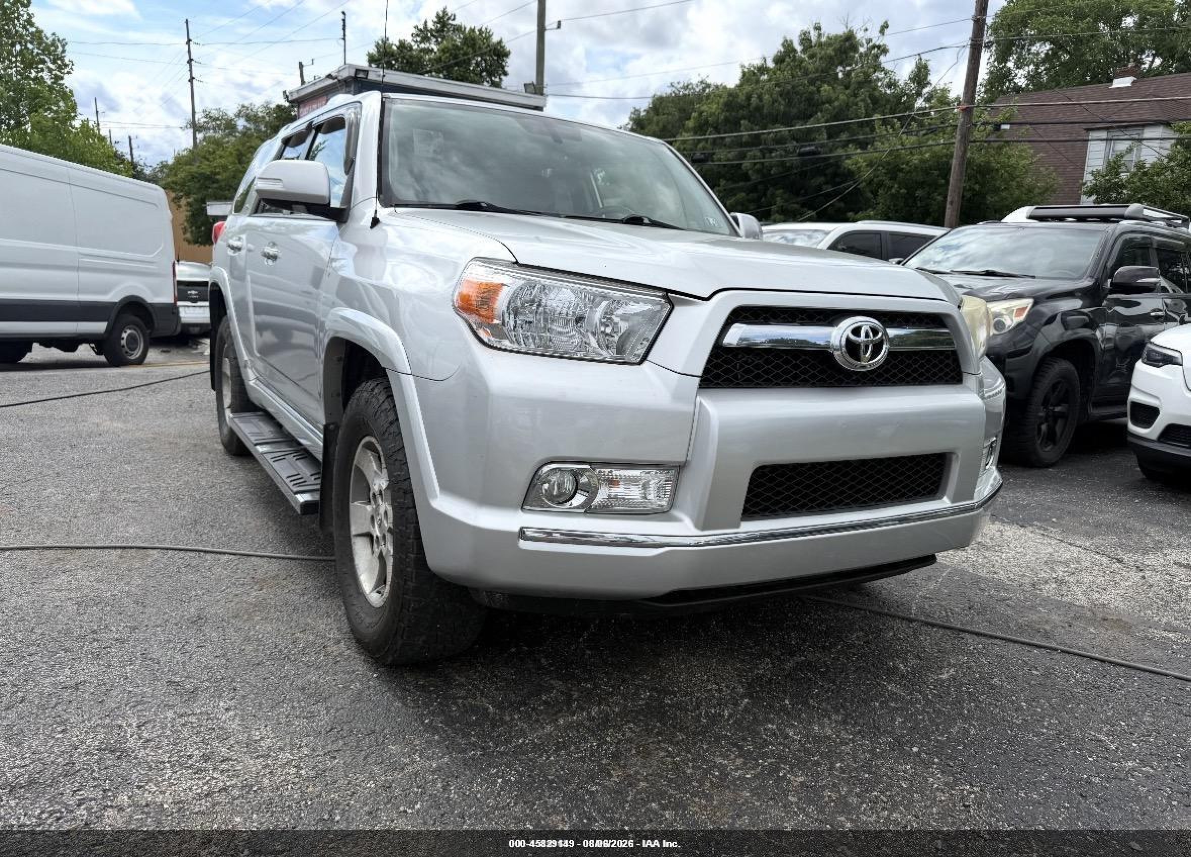 2011 Toyota 4Runner SR5, VIN JTEBU5JR0B5067089 — Normal wear
