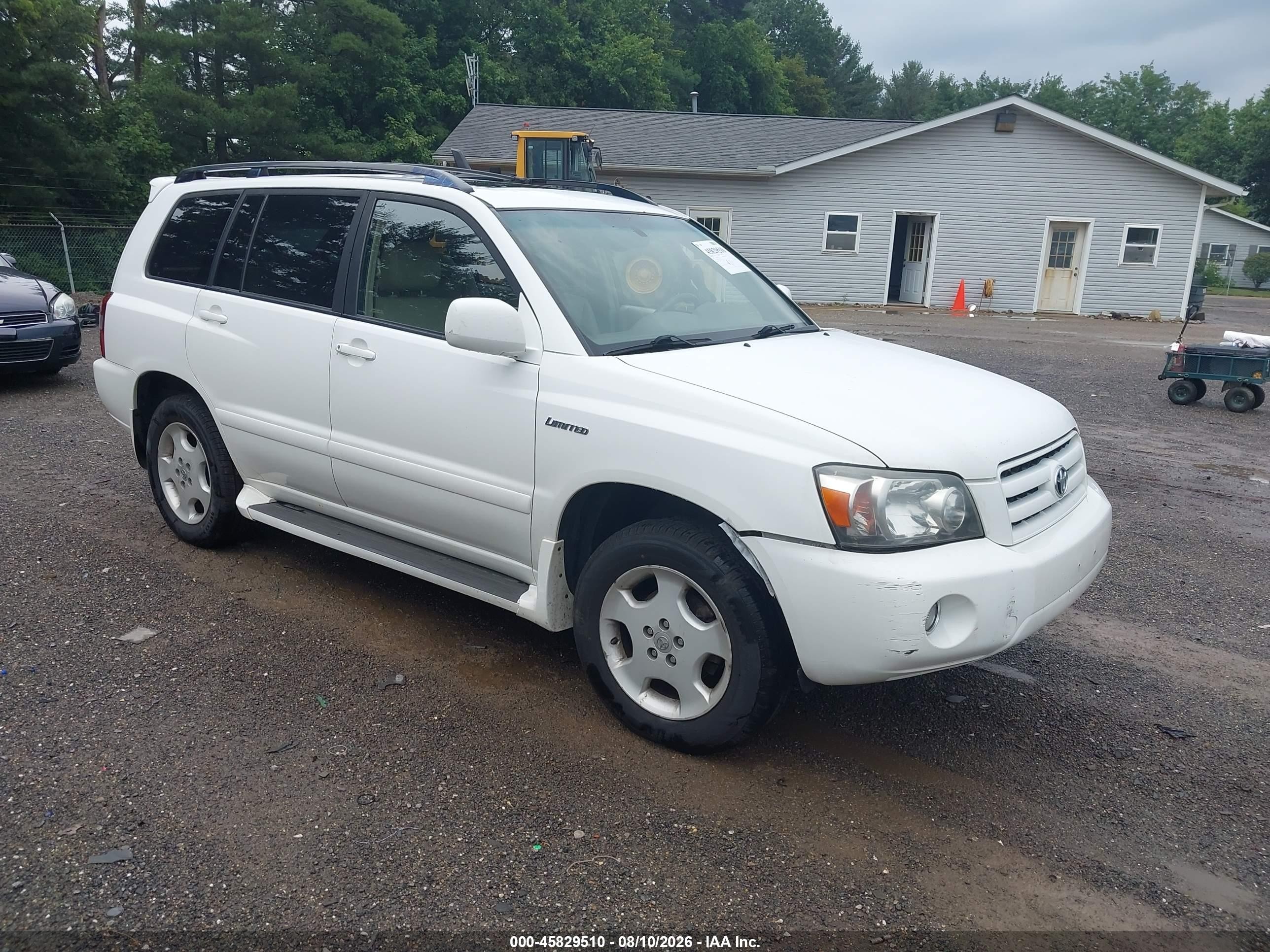 2005 Toyota Highlander Limited, VIN JTEEP21A550075607 — Normal wear