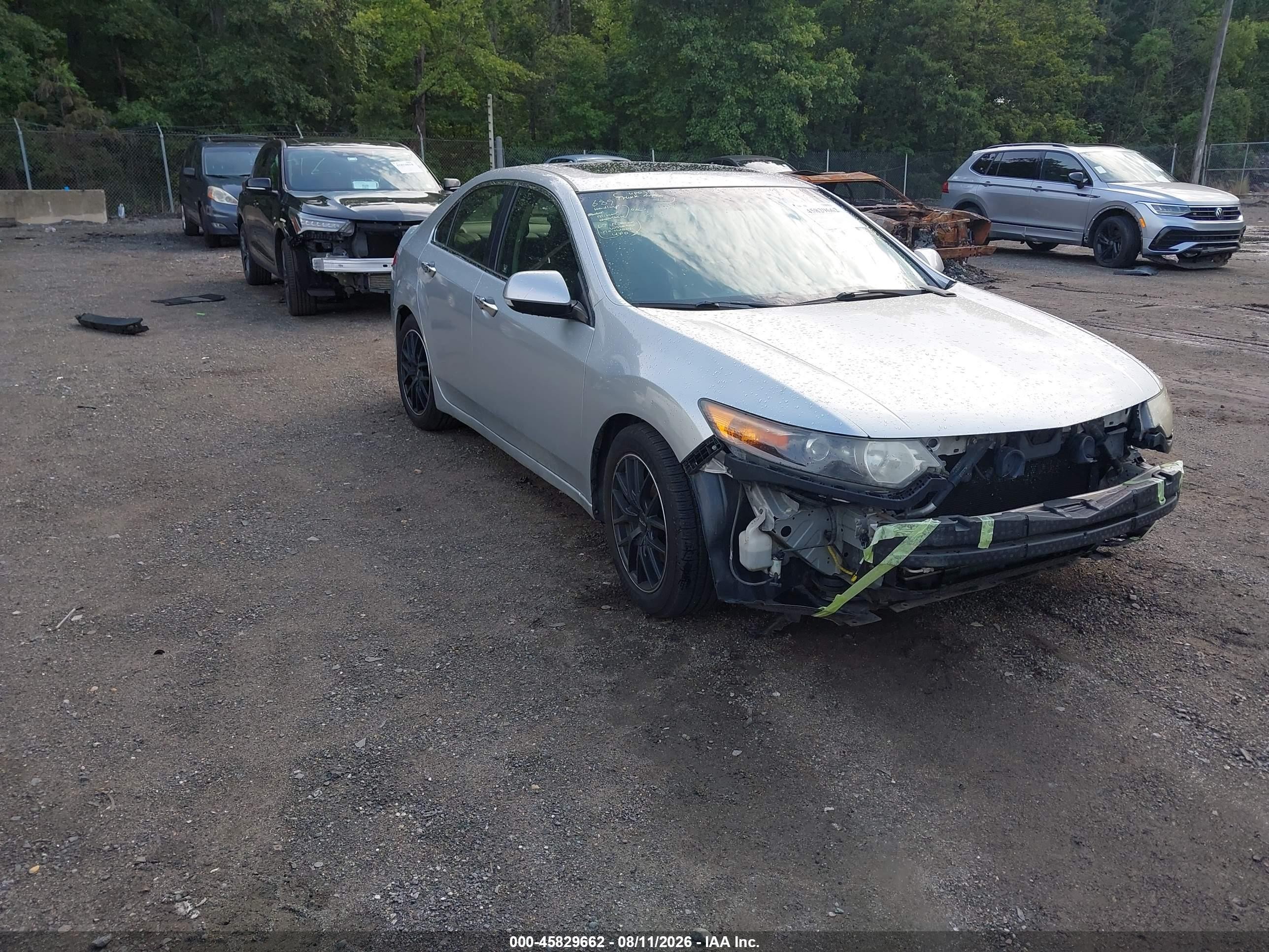 2013 Acura TSX, VIN JH4CU2F49DC005112 — Перед