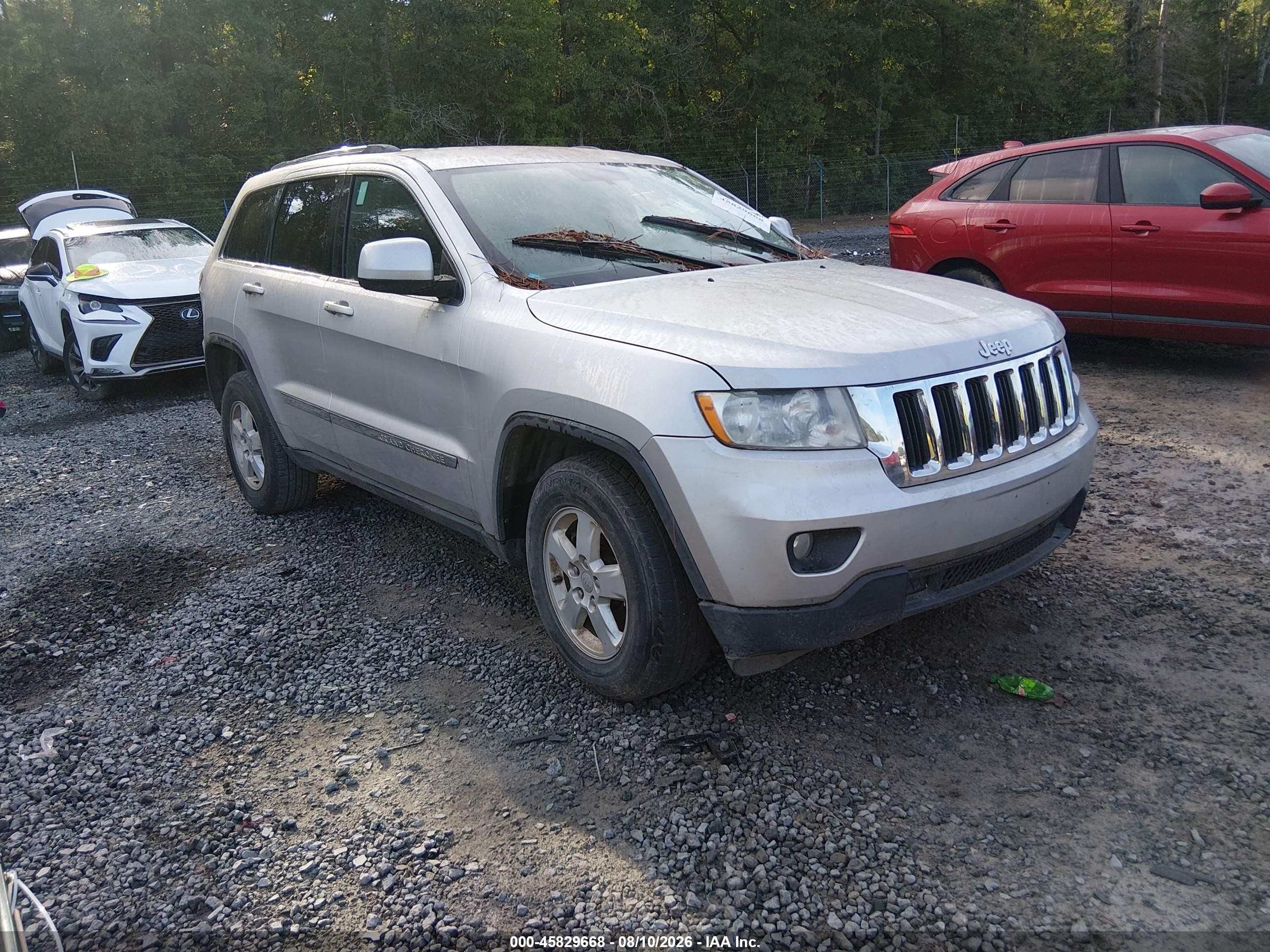 2011 Jeep Grand Cherokee Laredo, VIN 1J4RR4GG1BC503071 — Фото с аукциона 1 of 5