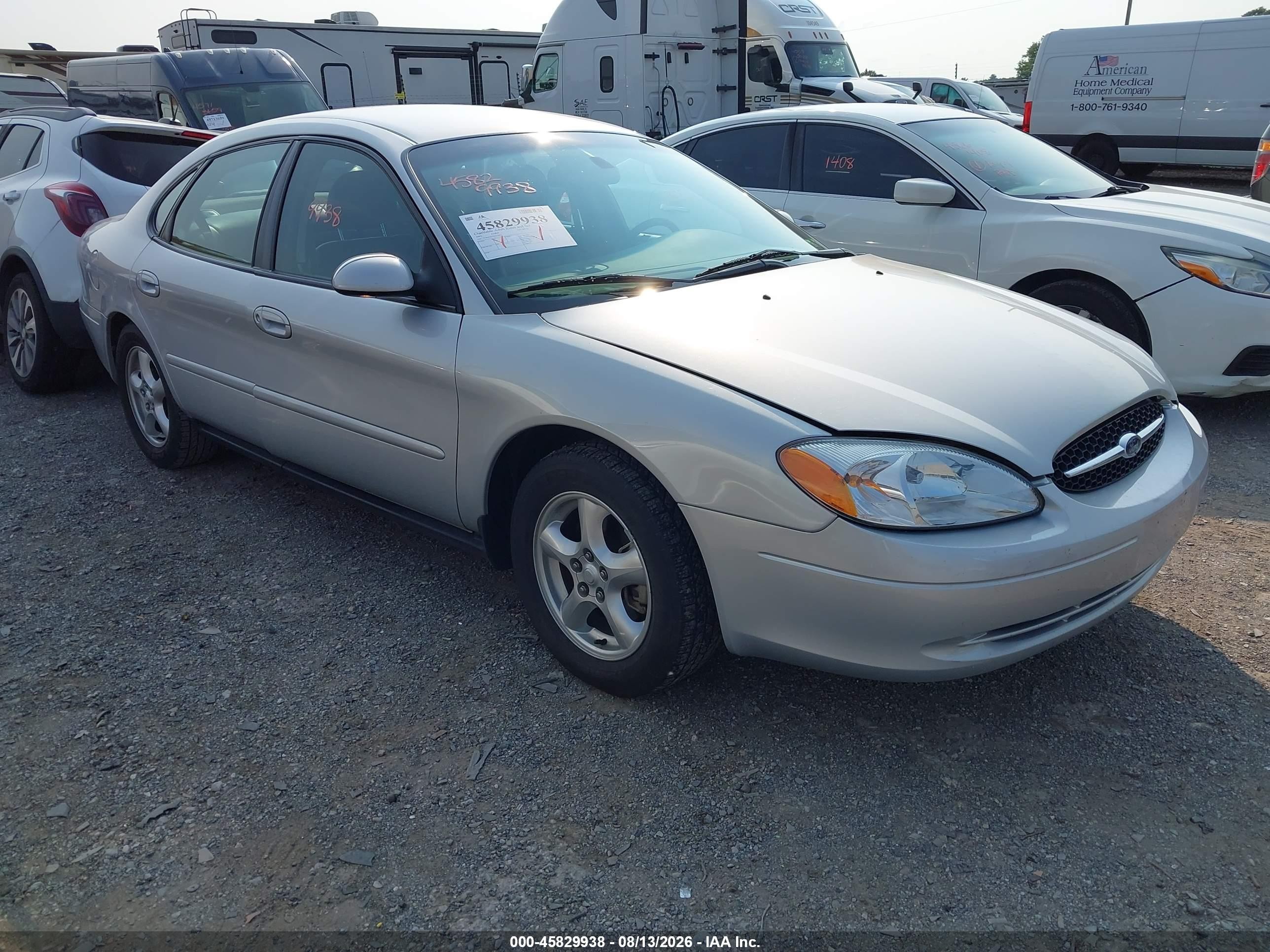 2002 Ford Taurus SES Standard, VIN 1FAFP55U32A176221 — Обычный износ