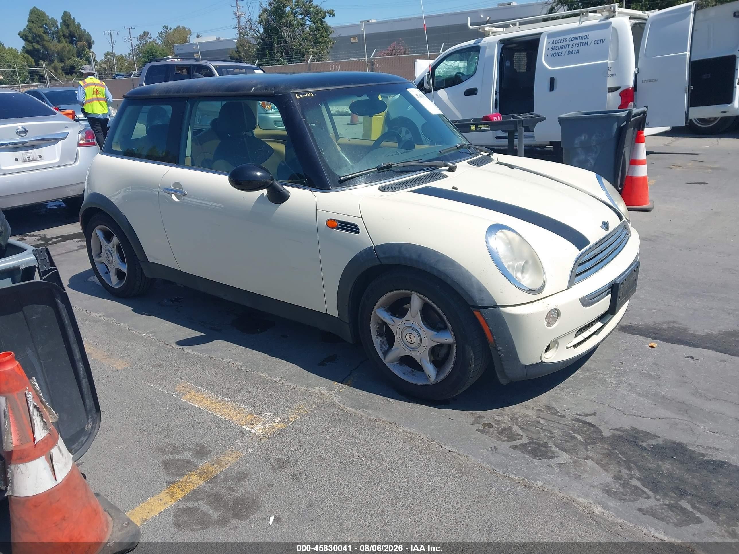 2005 MINI Hardtop, VIN WMWRC33515TK61468 — Обычный износ