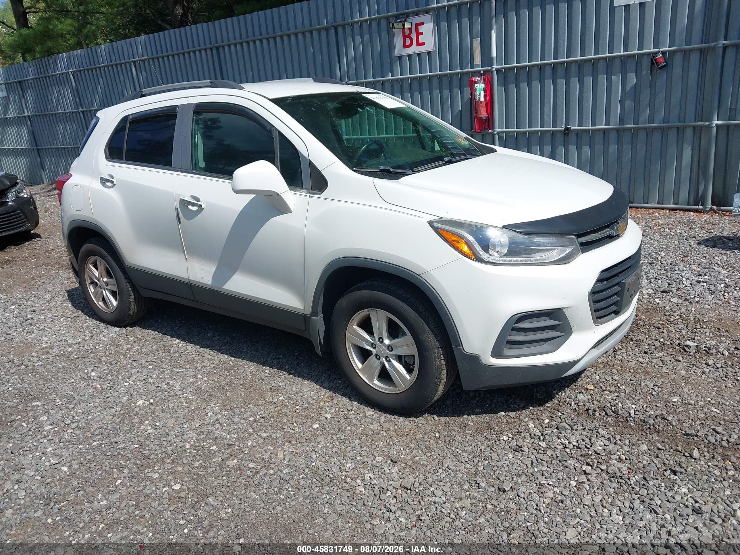 2017 Chevrolet Trax LT, VIN KL7CJPSB5HB211211 — Normal wear