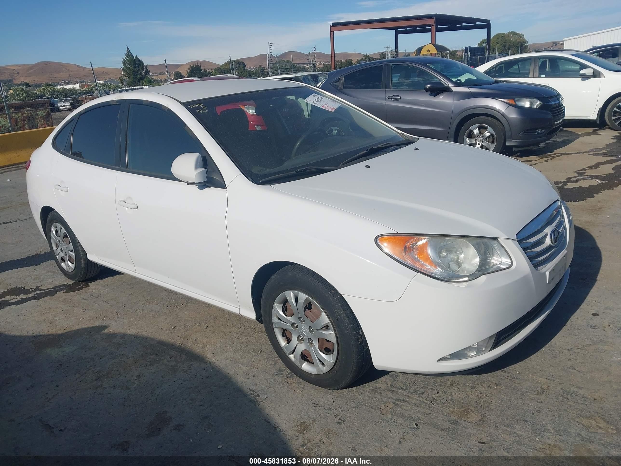 2010 Hyundai Elantra GLS, VIN KMHDU4AD5AU892086 — Normal wear