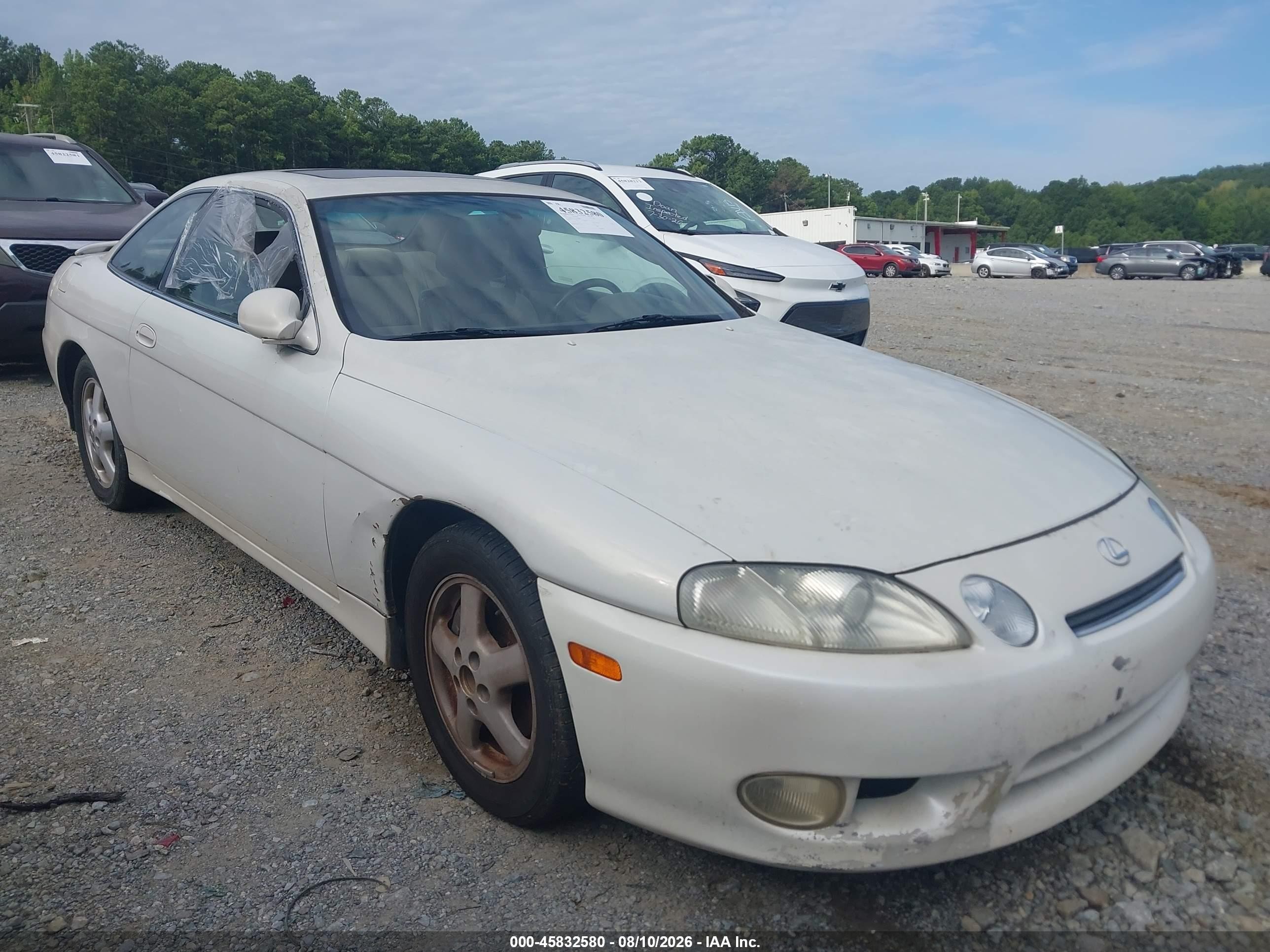 1999 Lexus SC 300, VIN JT8CD32Z7X1004886 — Normal wear