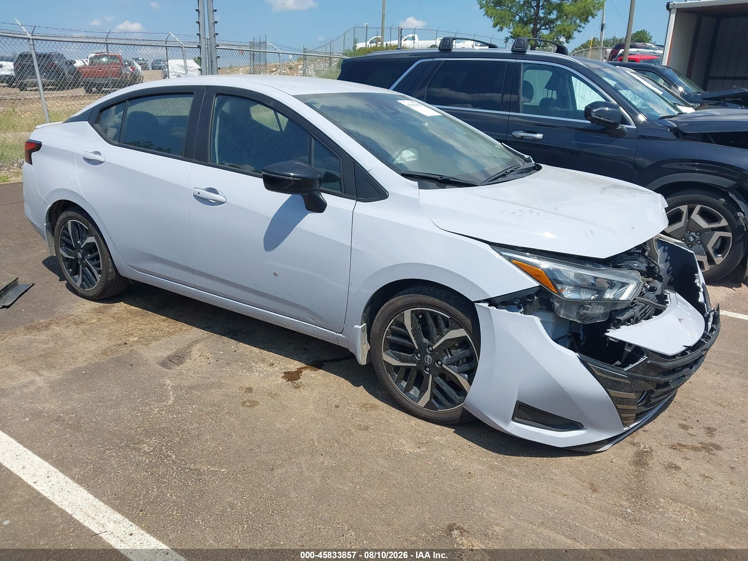 2025 Nissan Versa SR, VIN 3N1CN8FV9SL832770 — Front end