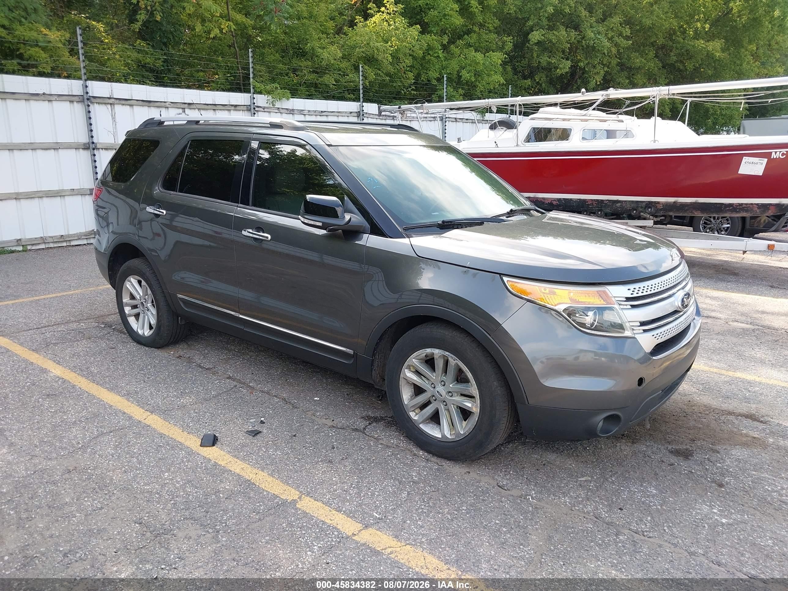 2015 Ford Explorer XLT, VIN 1FM5K8D89FGB17845 — Normal wear
