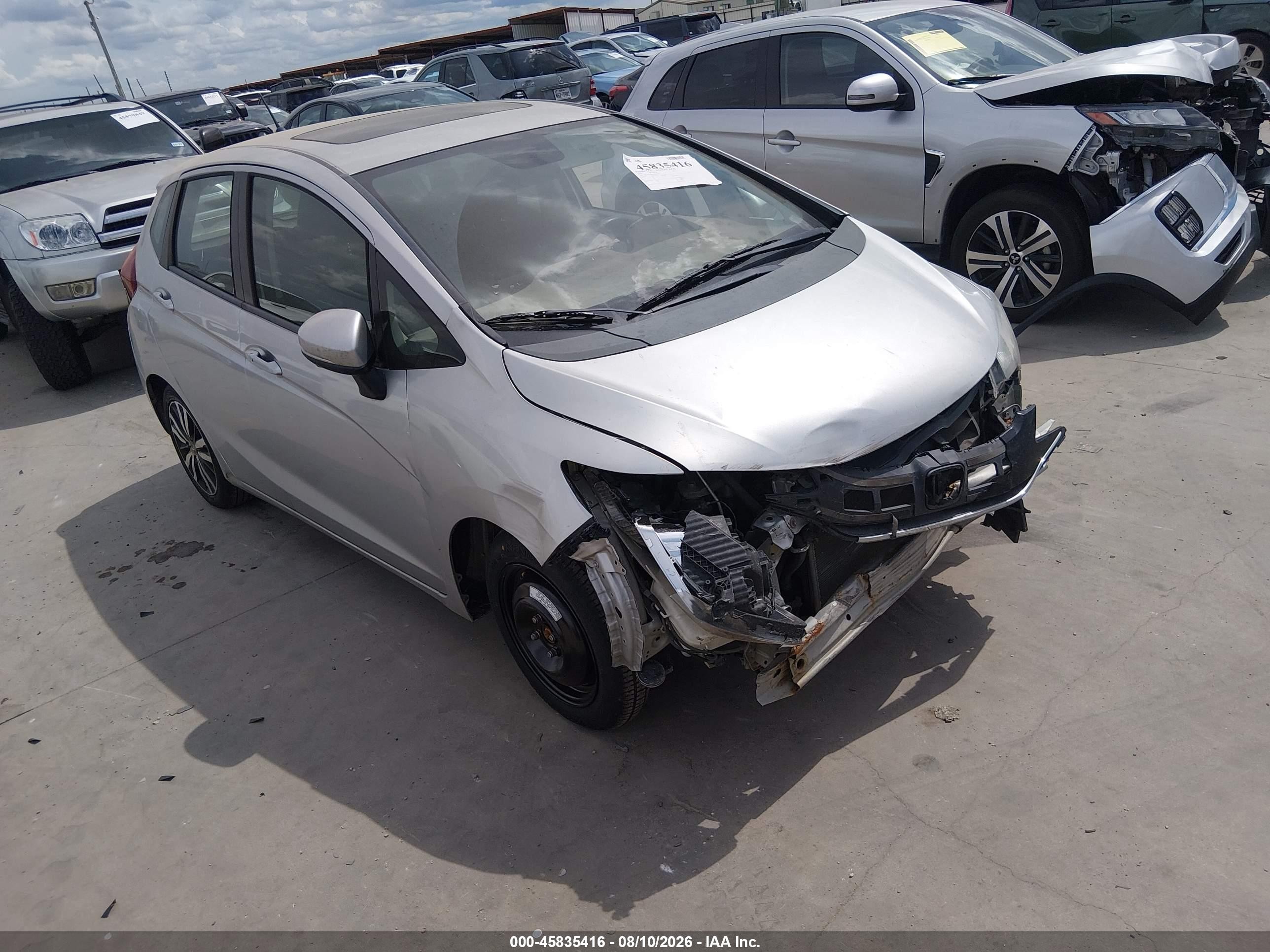 2015 Honda Fit EX-L, VIN 3HGGK5H85FM754275 — Обычный износ