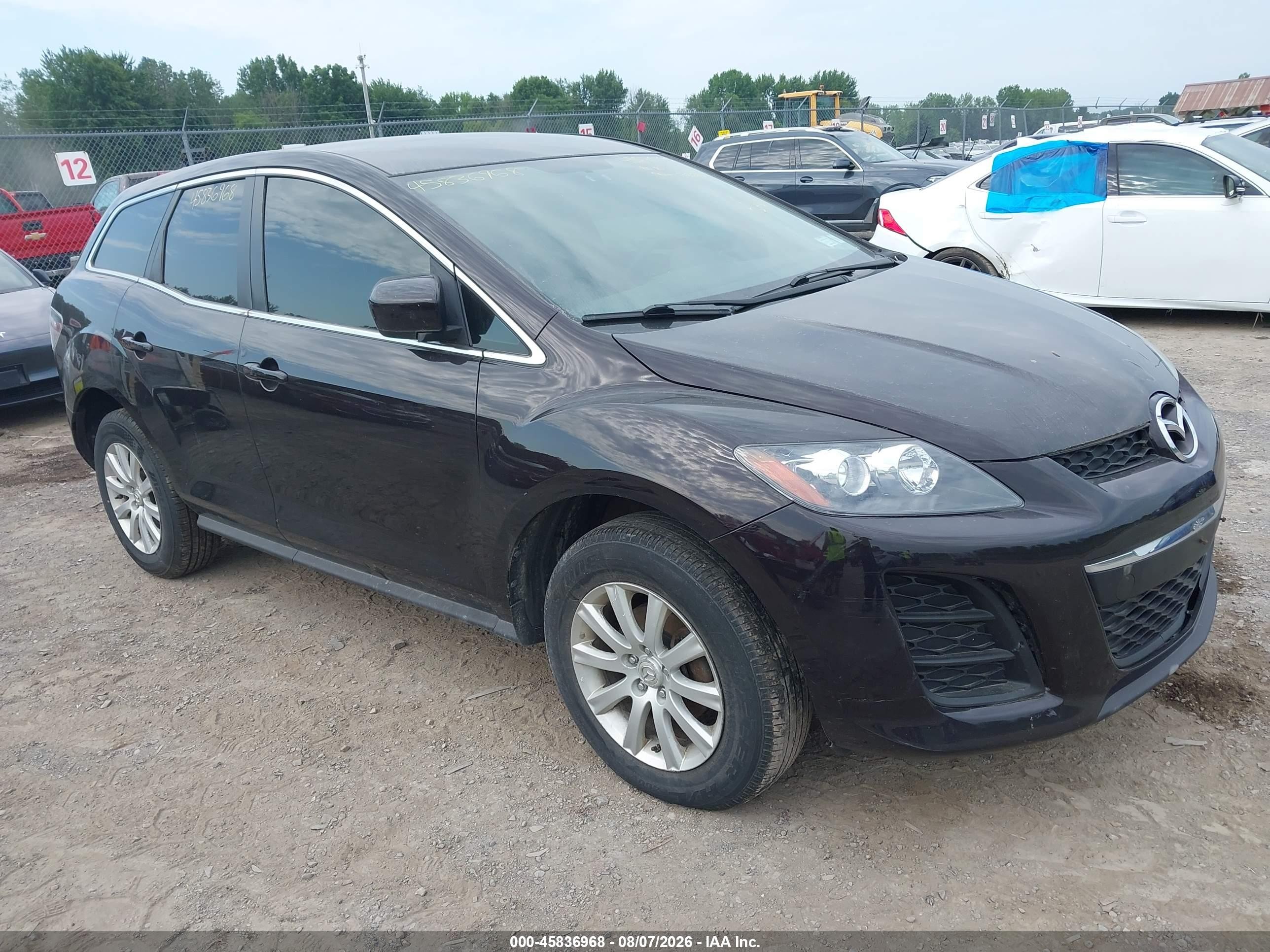 2011 Mazda CX-7 i SV, VIN JM3ER2AM8B0360653 — Front end