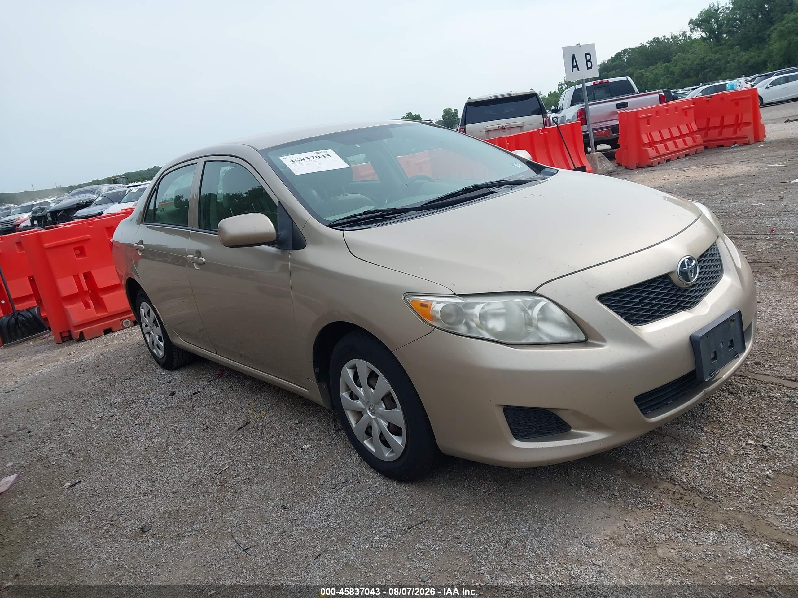 2010 Toyota Corolla LE, VIN 1NXBU4EE2AZ204992 — Normal wear