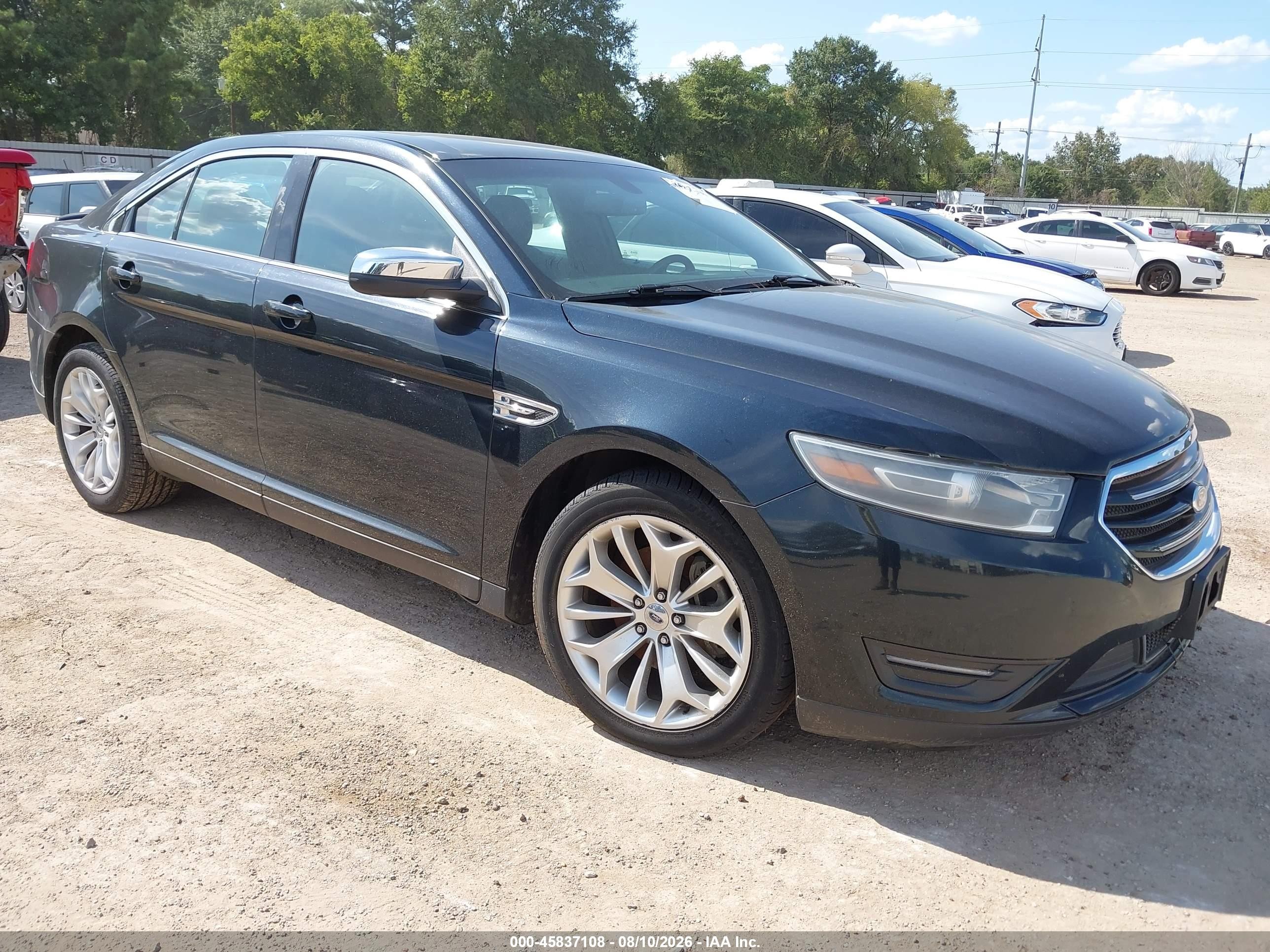2014 Ford Taurus Limited, VIN 1FAHP2F82EG174373 — Normal wear