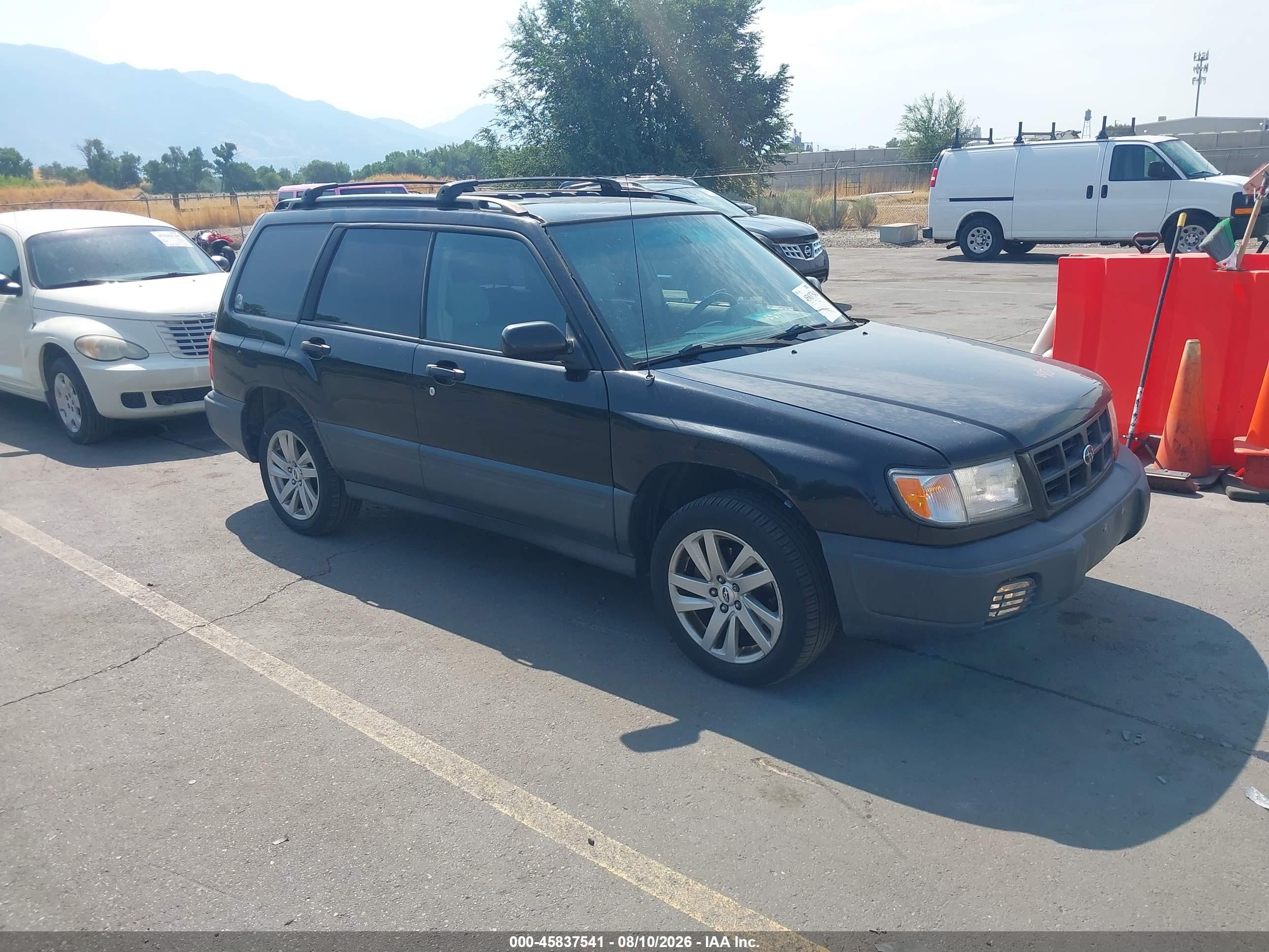 1999 Subaru Forester L, VIN JF1SF6352XH716952 — Normal wear