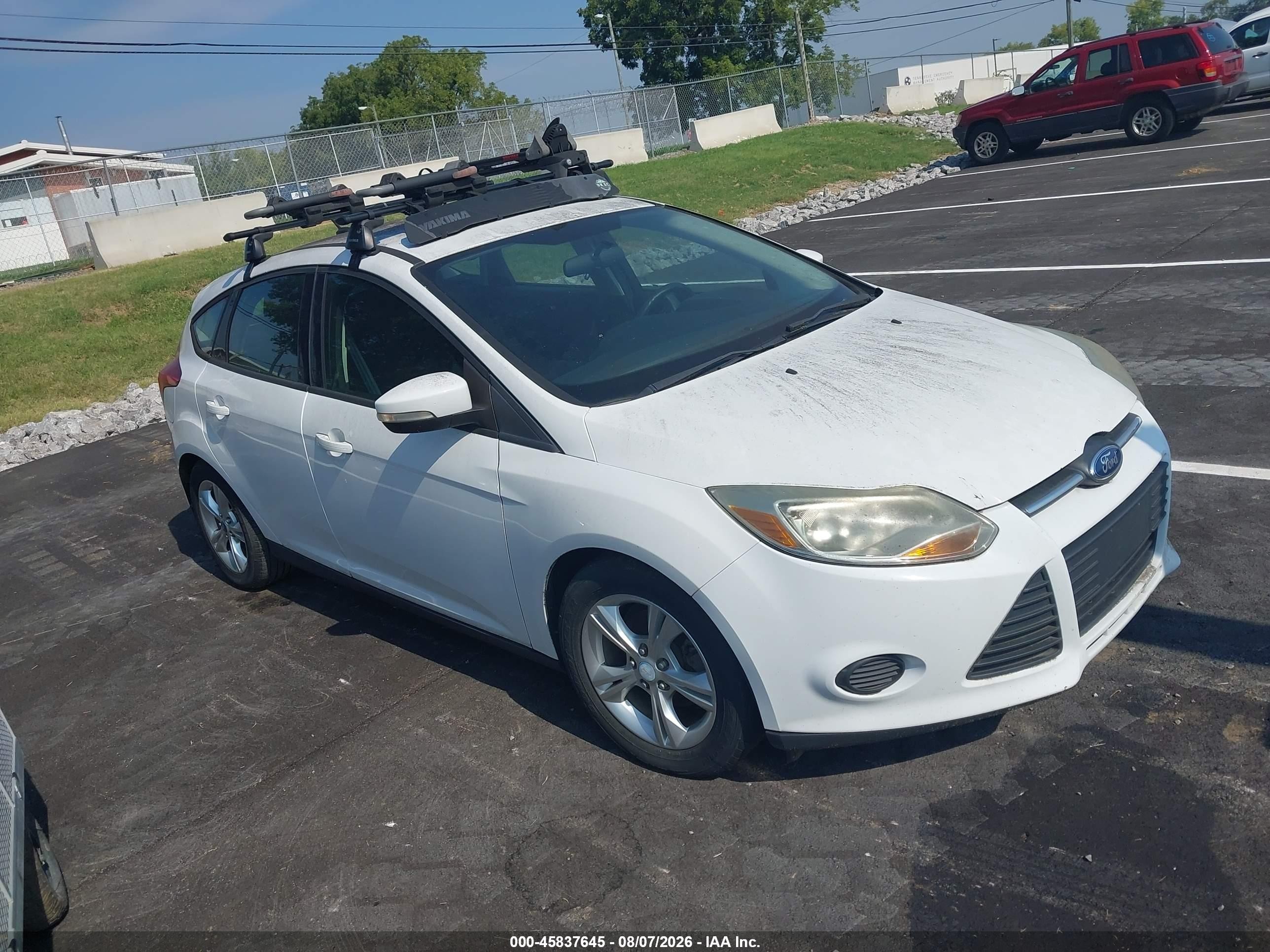 2013 Ford Focus SE, VIN 1FADP3K26DL274875 — Обычный износ