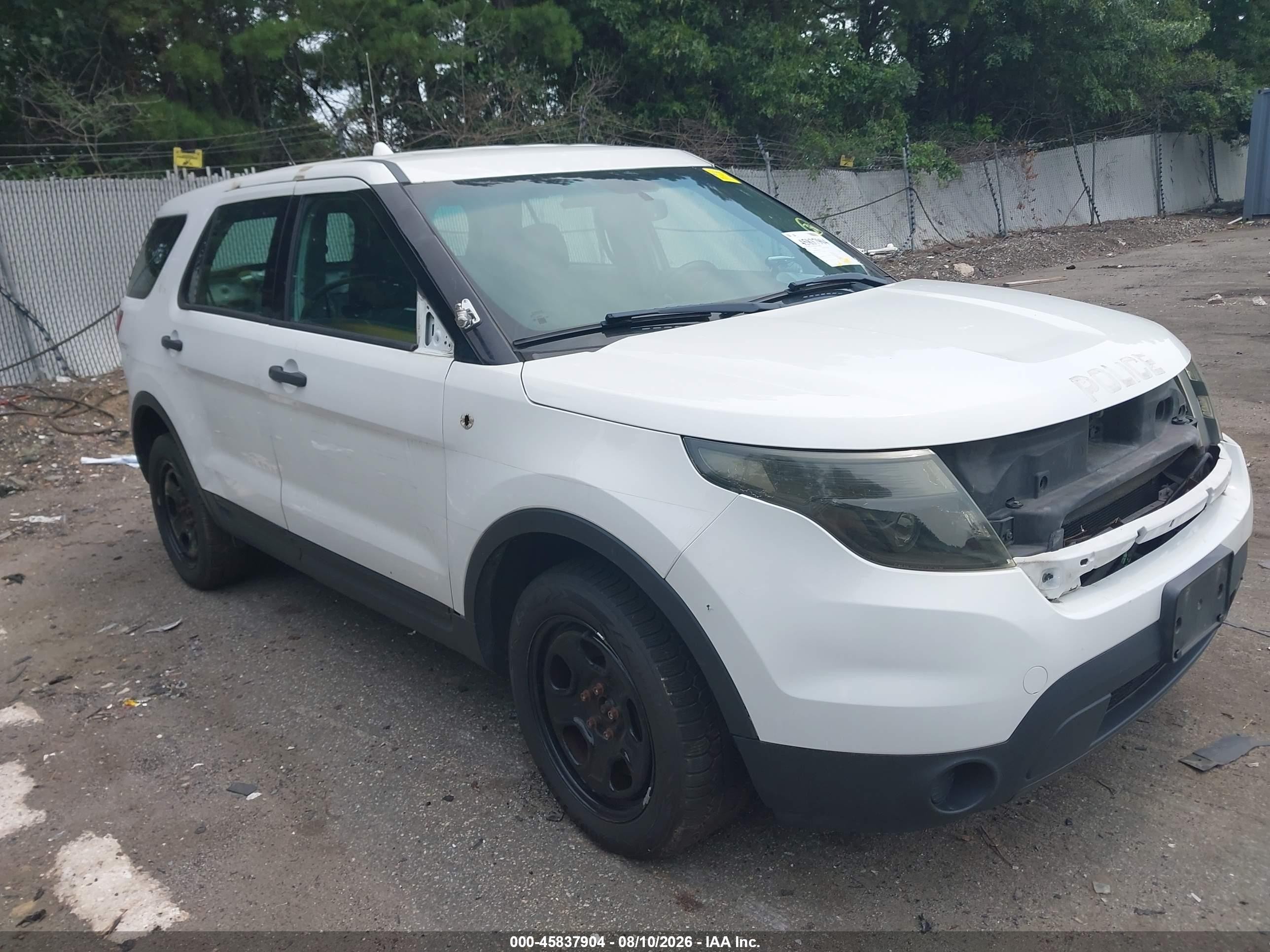 2014 Ford Police Interceptor Utility, VIN 1FM5K8AR4EGC50072 — Stripped