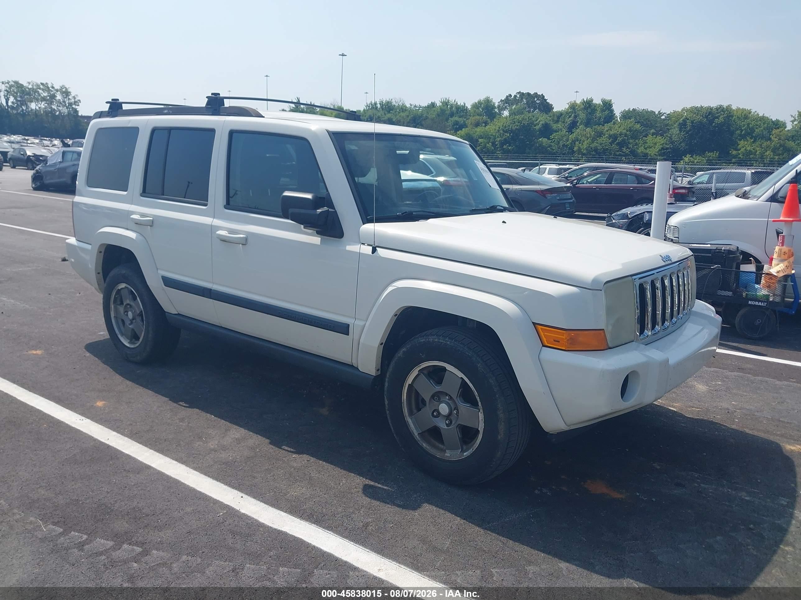 2007 Jeep Commander Sport, VIN 1J8HH48K87C695368 — Normal wear