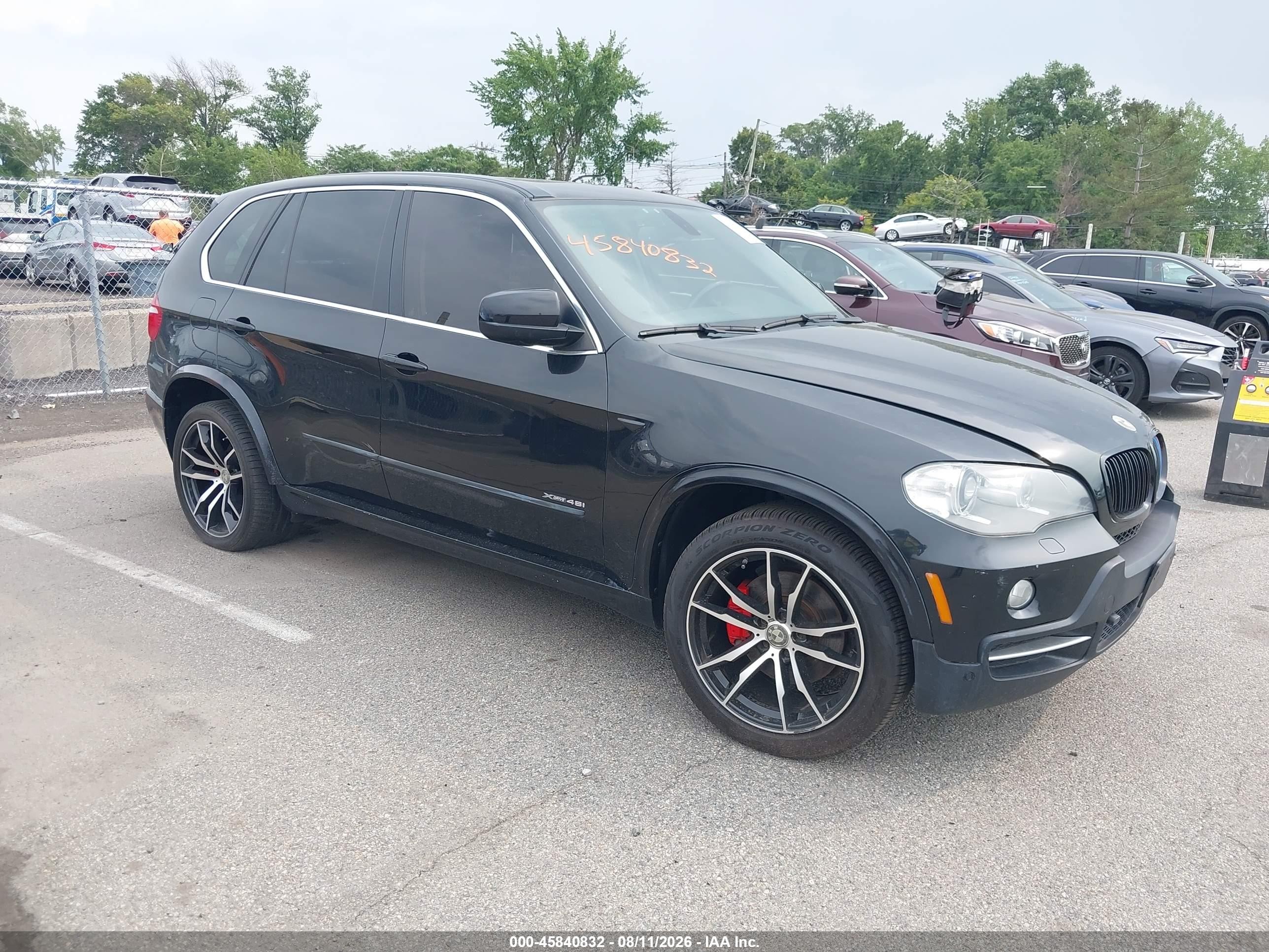2010 BMW X5 48i, VIN 5UXFE8C56AL311075 — Перед