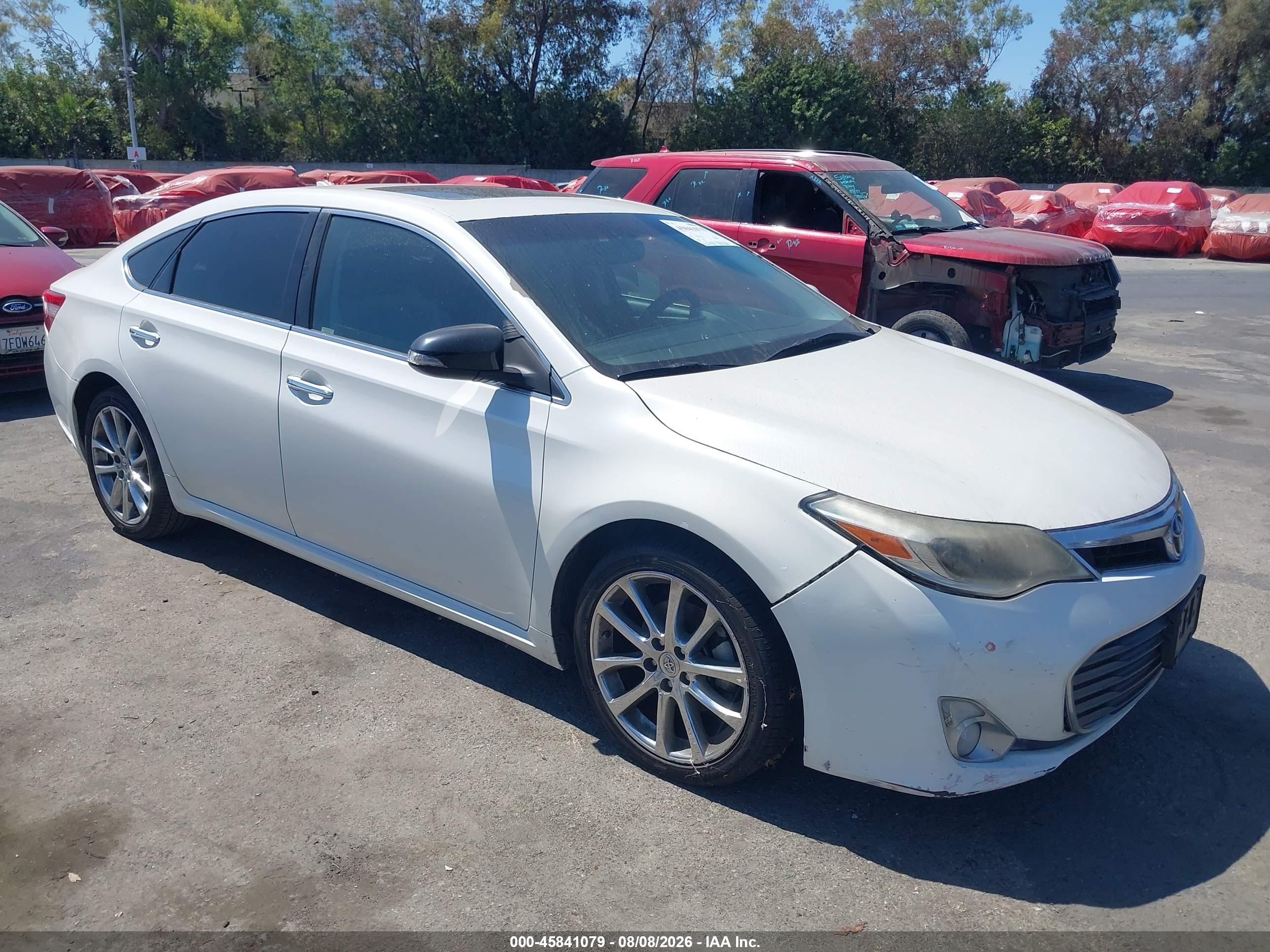 2014 Toyota Avalon XLE Touring, VIN 4T1BK1EB6EU095386 — Normal wear