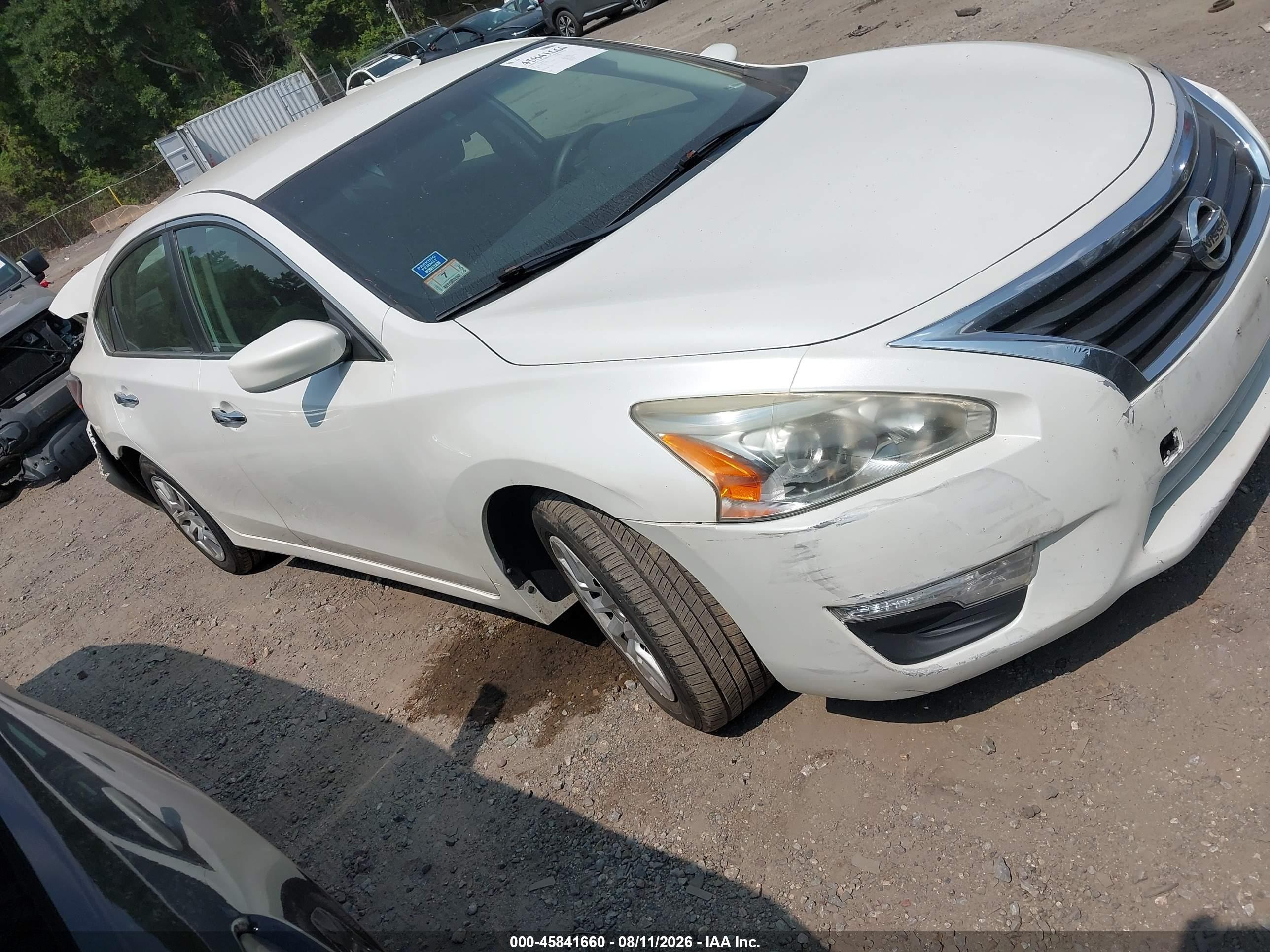 2014 Nissan Altima S, VIN 1N4AL3APXEC168569 — Side
