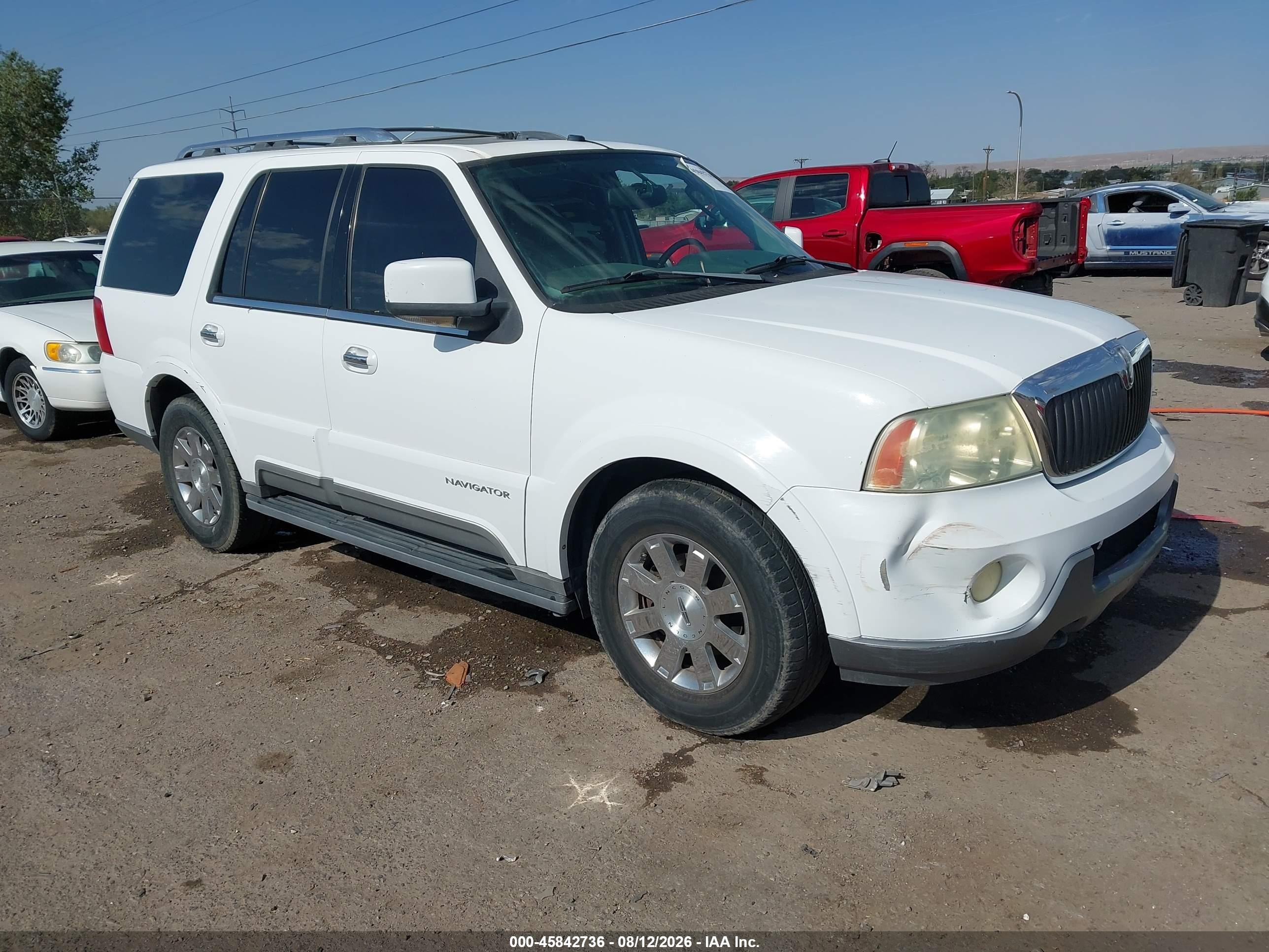 2004 Lincoln Navigator Luxury, VIN 5LMFU28R44LJ42796 — Normal wear