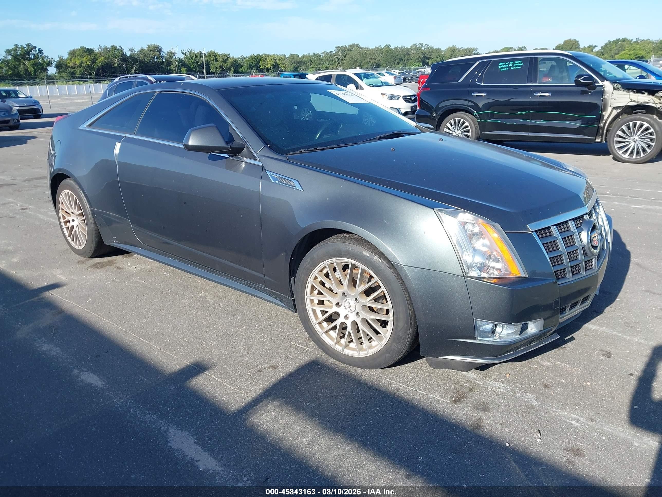 2012 Cadillac CTS Performance, VIN 1G6DJ1E38C0150825 — Normal wear