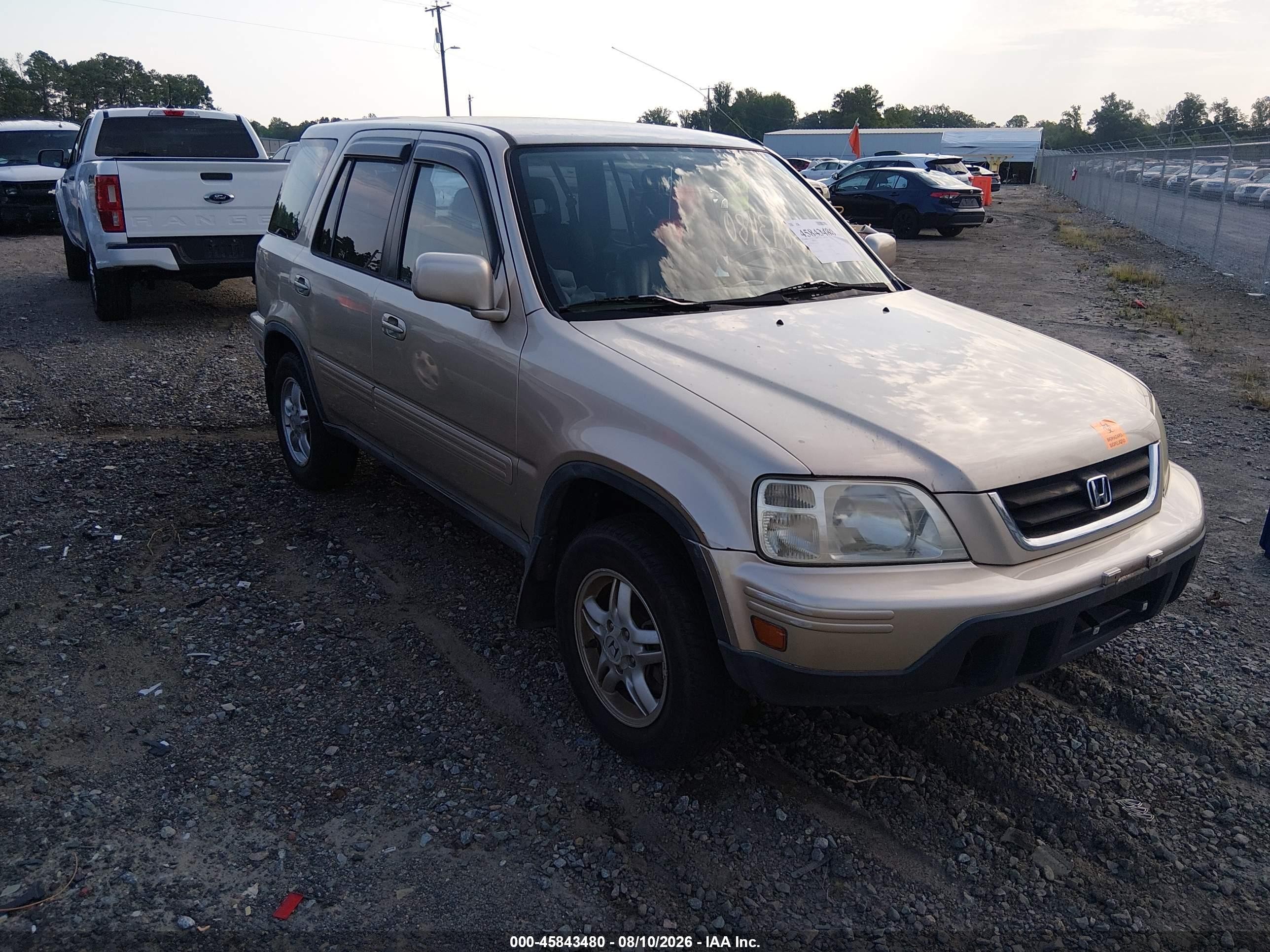 2001 Honda CR-V SE, VIN JHLRD18701C049592 — Normal wear