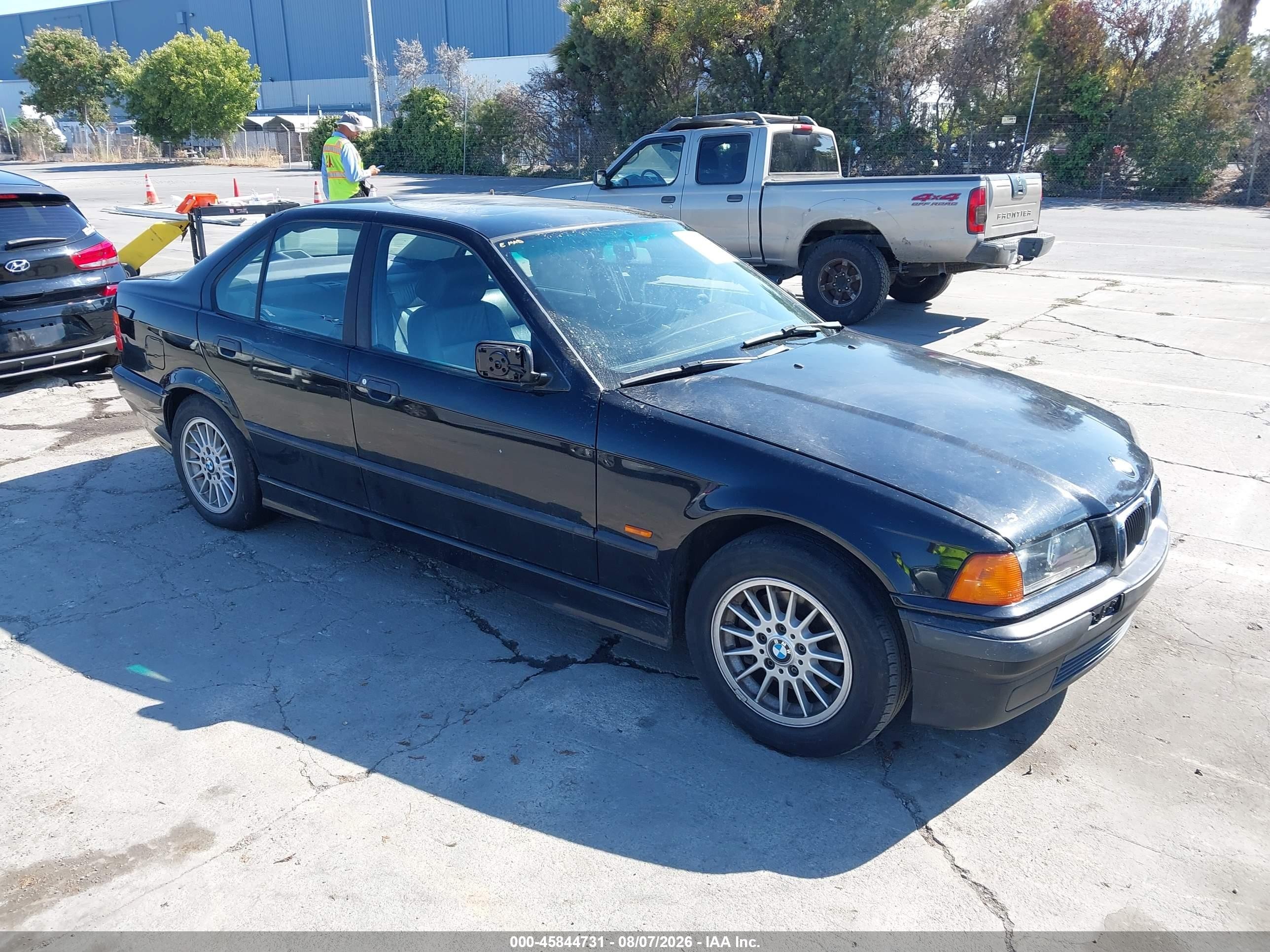 1997 BMW 3 Series 318i, VIN WBACC9326VEE56407 — Normal wear