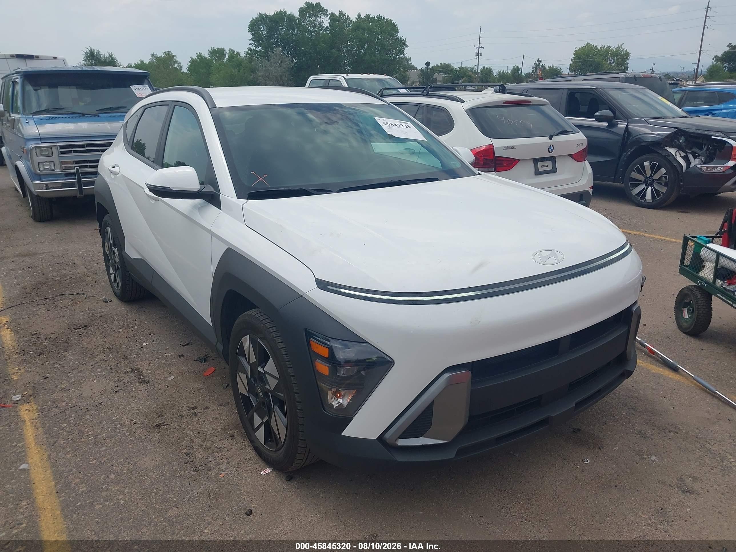 2025 Hyundai Kona SEL, VIN KM8HB3AB2SU207172 — Зад