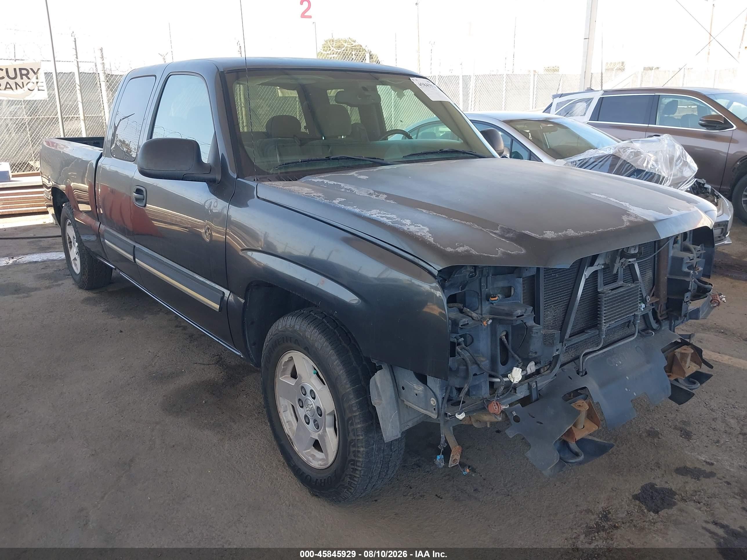 2005 Chevrolet Silverado 1500 LS, VIN 2GCEC19T251119826 — All over