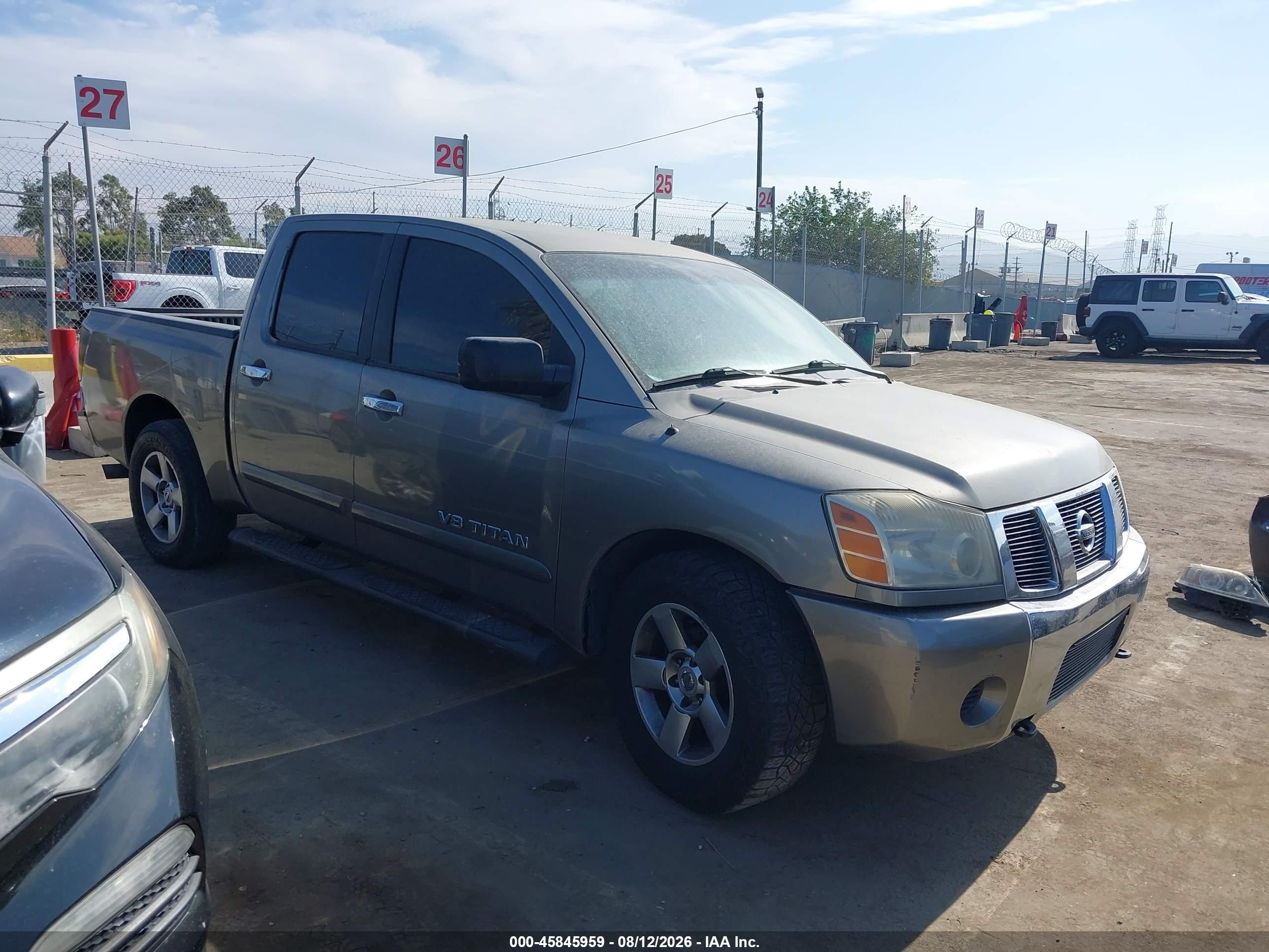 2006 Nissan Titan XE, VIN 1N6AA07AX6N540500 — Перед