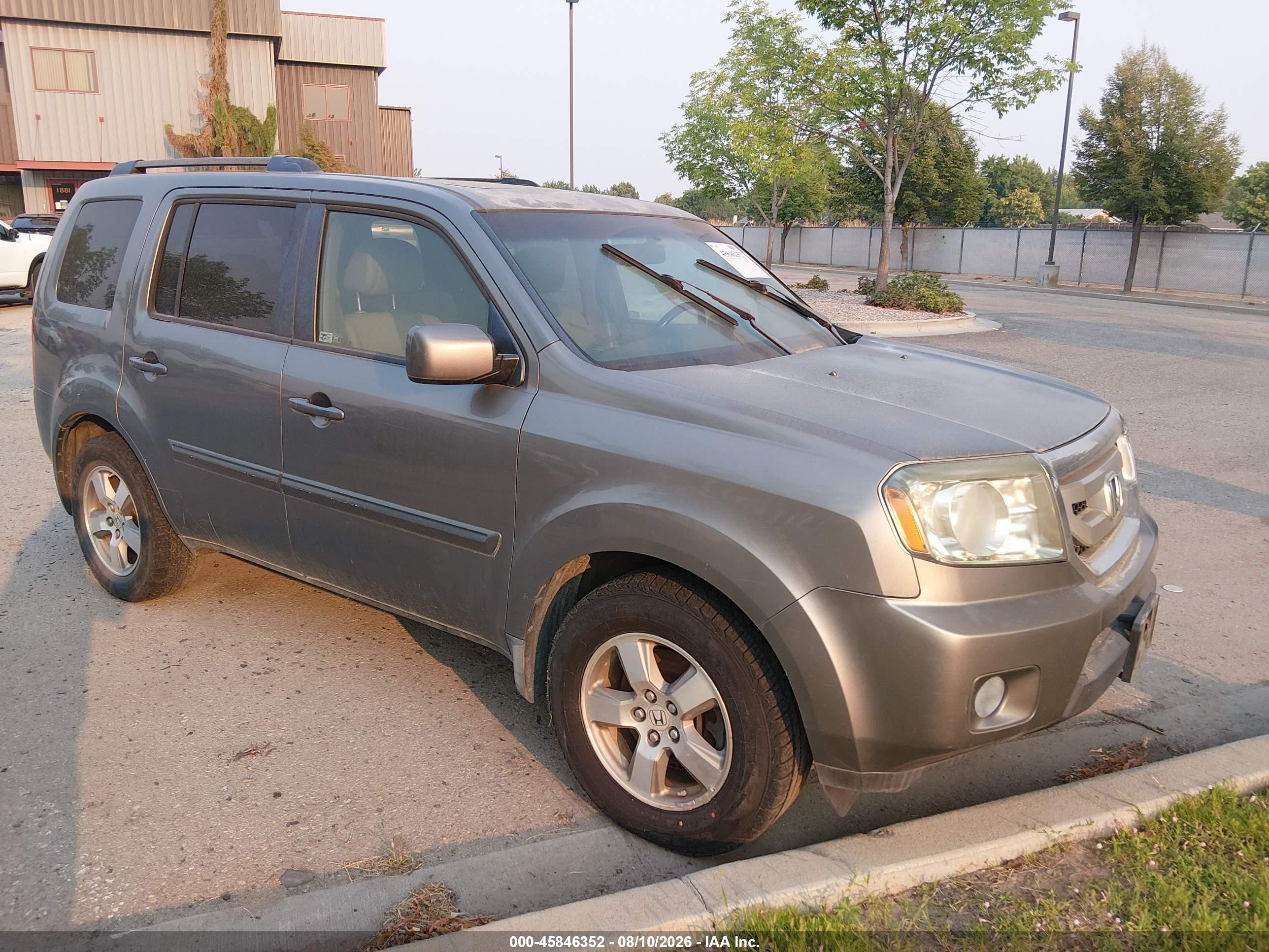 2009 Honda Pilot EX-L, VIN 5FNYF48549B036765 — Normal wear