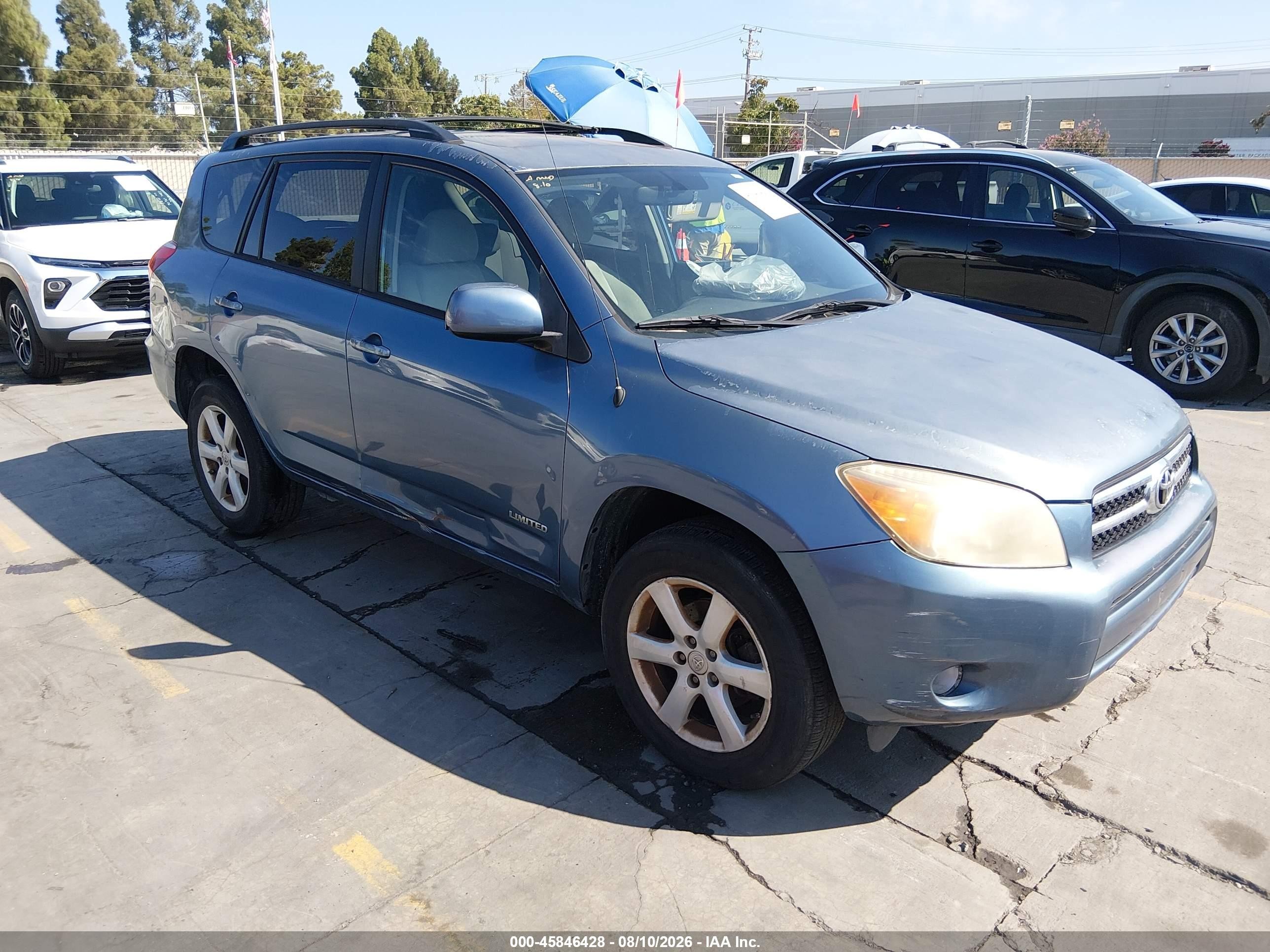 2006 Toyota RAV4 Limited, VIN JTMZD34V365003019 — Normal wear