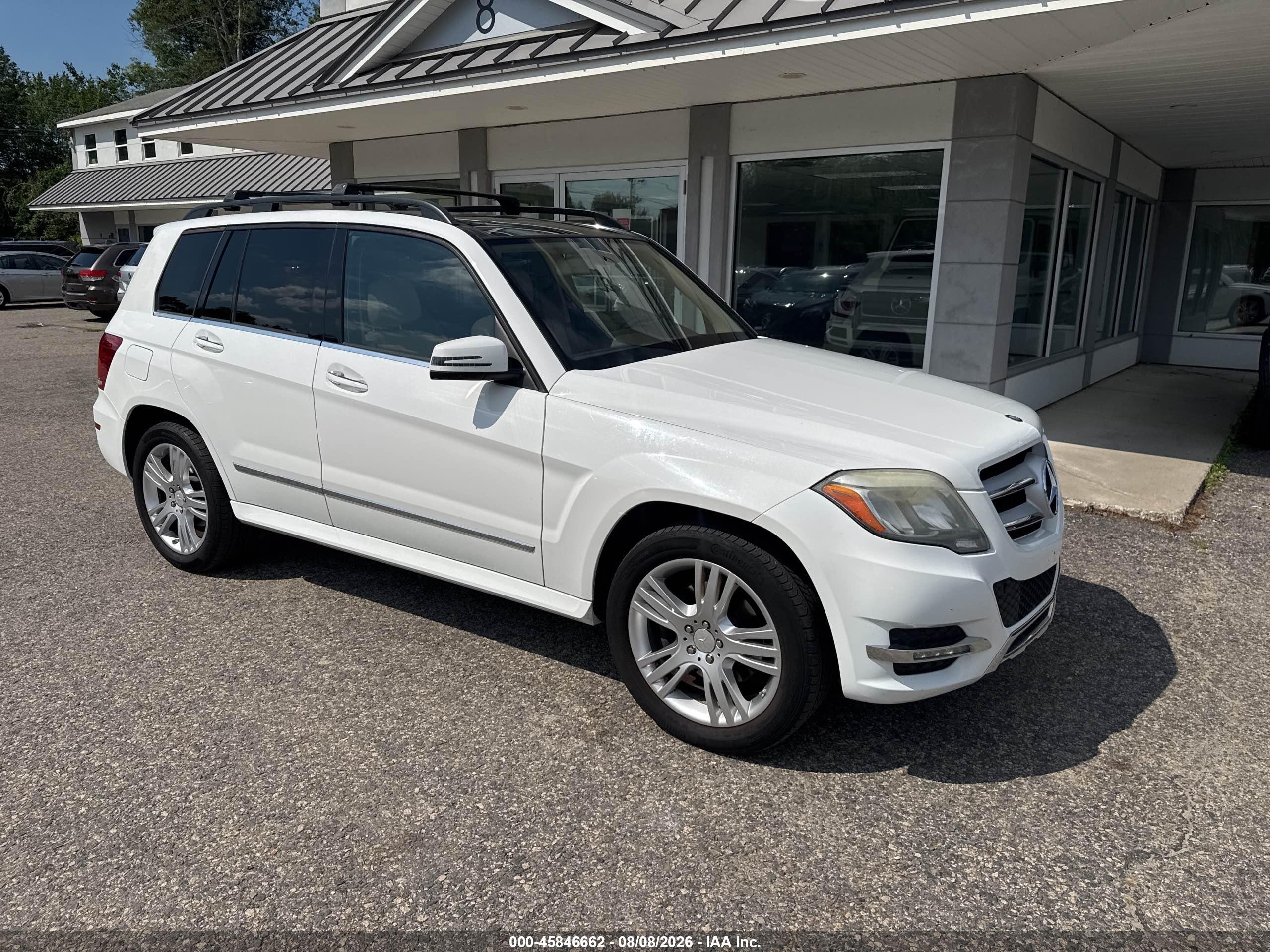2013 Mercedes-Benz GLK 250, VIN WDCGG0EB1DG121664 — Normal wear