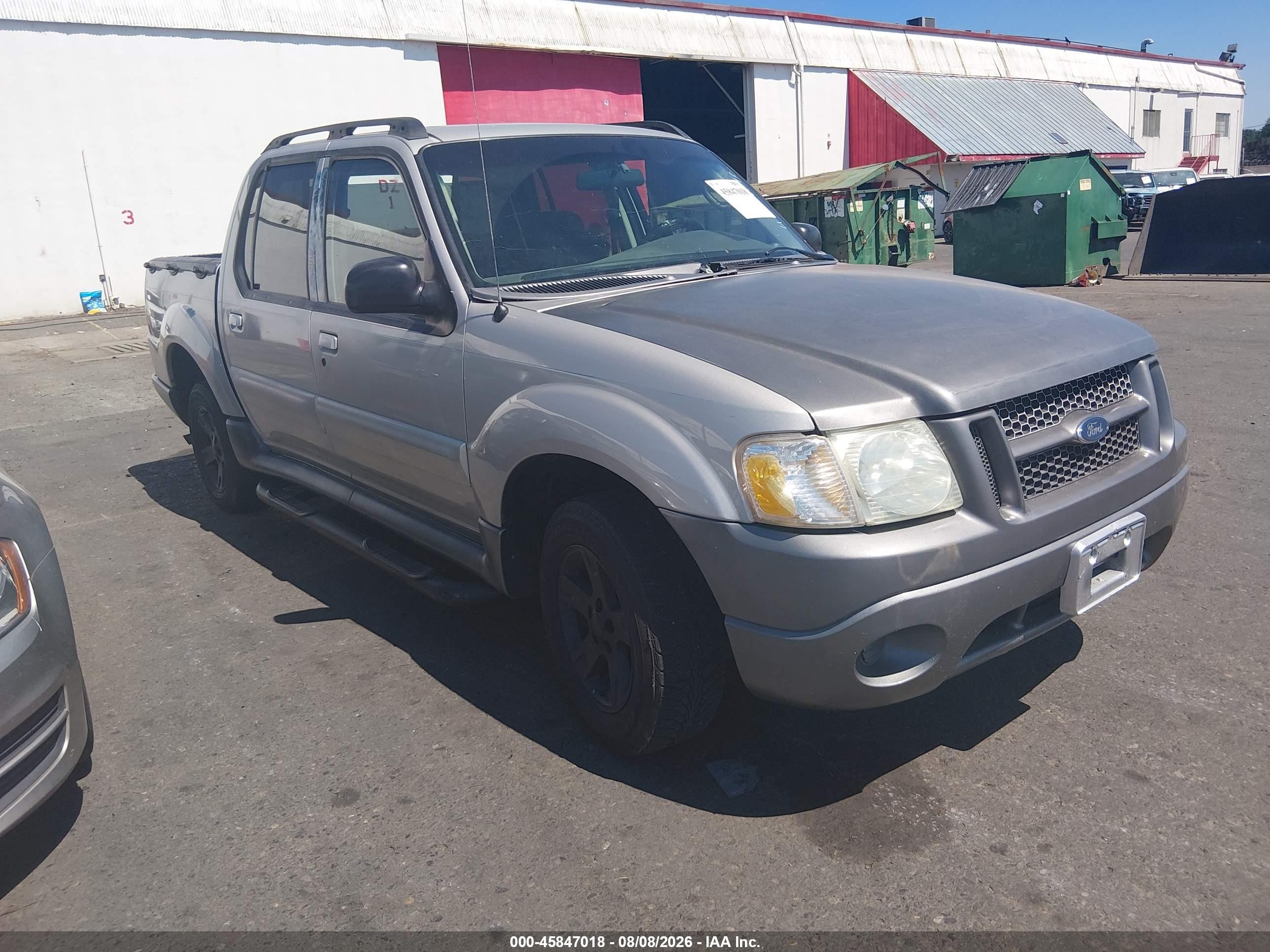 2004 Ford Explorer Sport Trac XLS, VIN 1FMZU67K24UB10371 — Normal wear