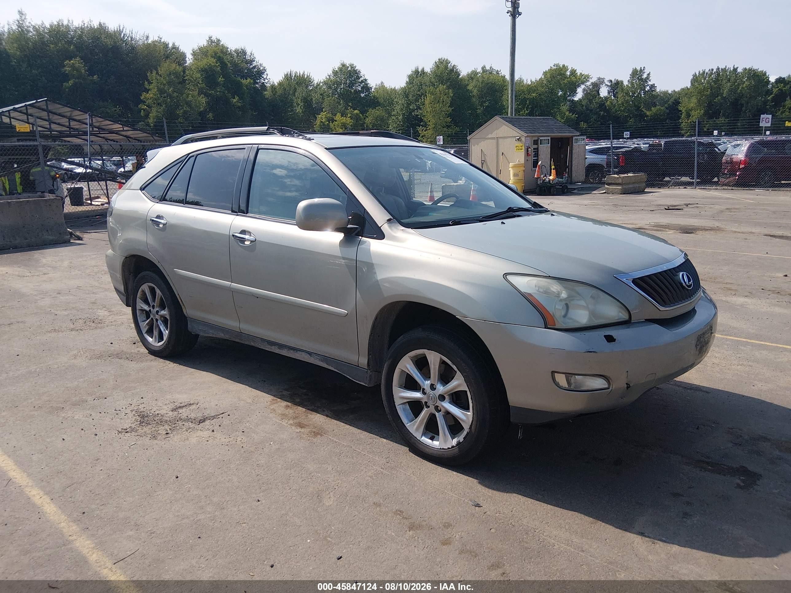 2008 Lexus RX 350, VIN 2T2HK31U88C062338 — Normal wear