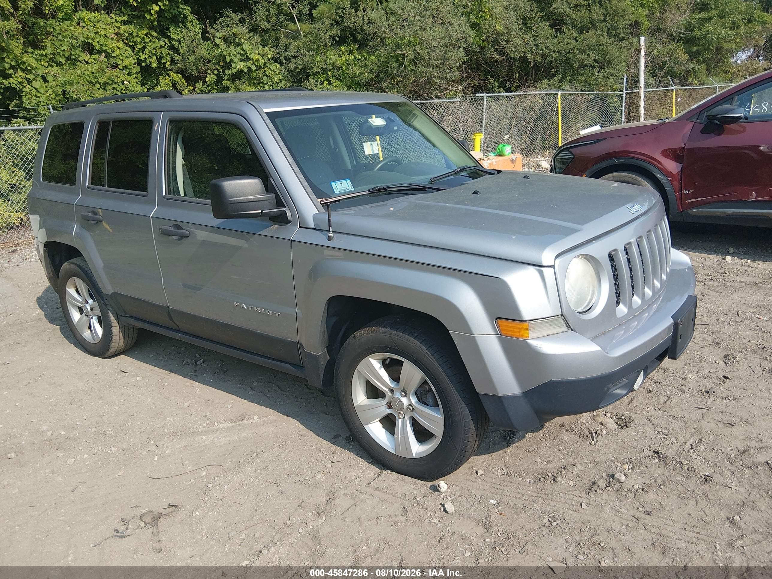 2014 Jeep Patriot Sport, VIN 1C4NJRBB8ED886316 — Normal wear